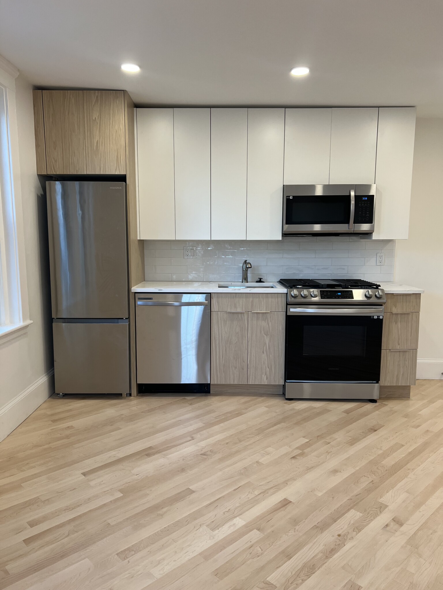 Photos of apartment on Salem St.,Medford MA 02155