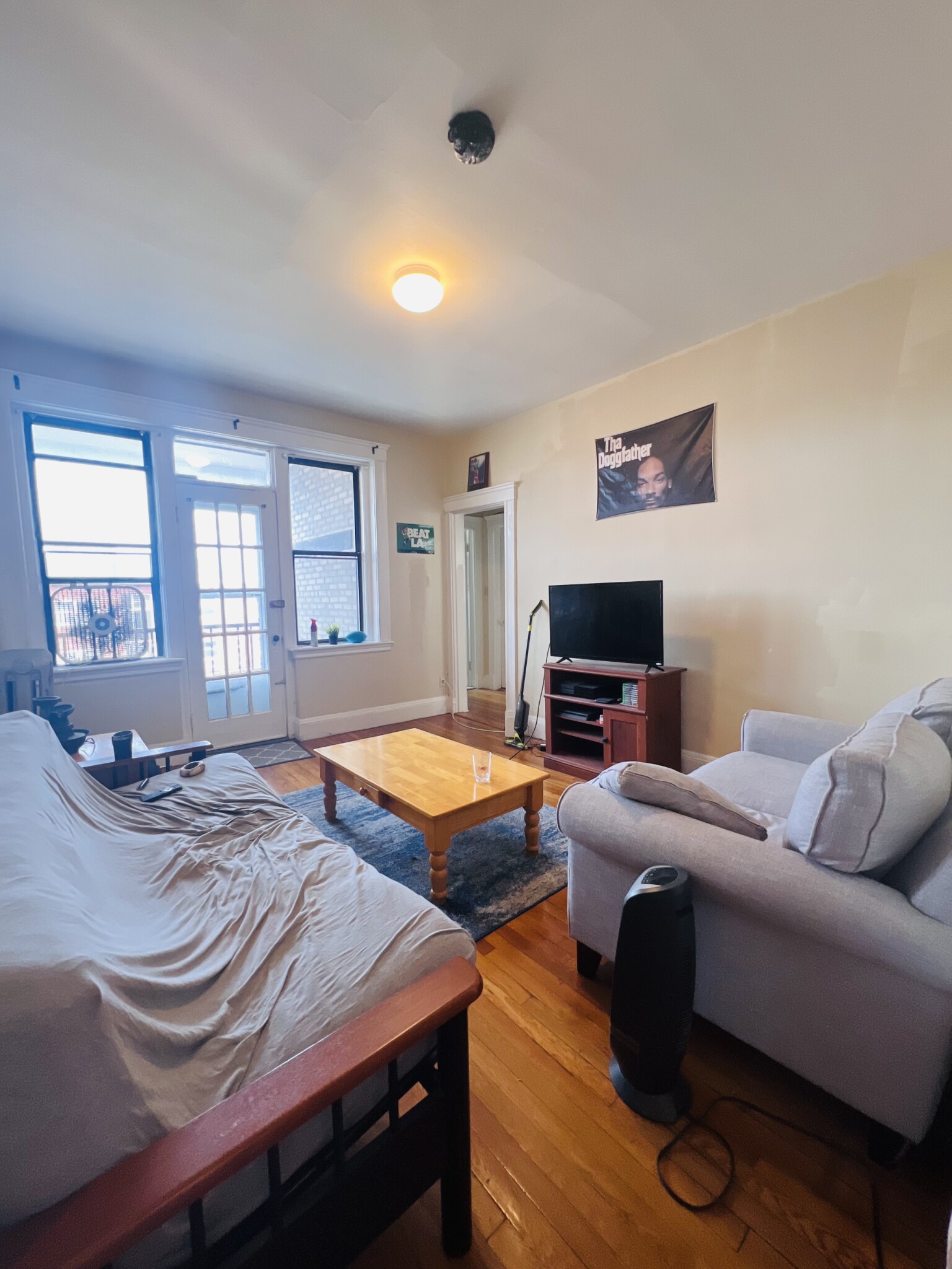 321 Summit Ave, Brighton