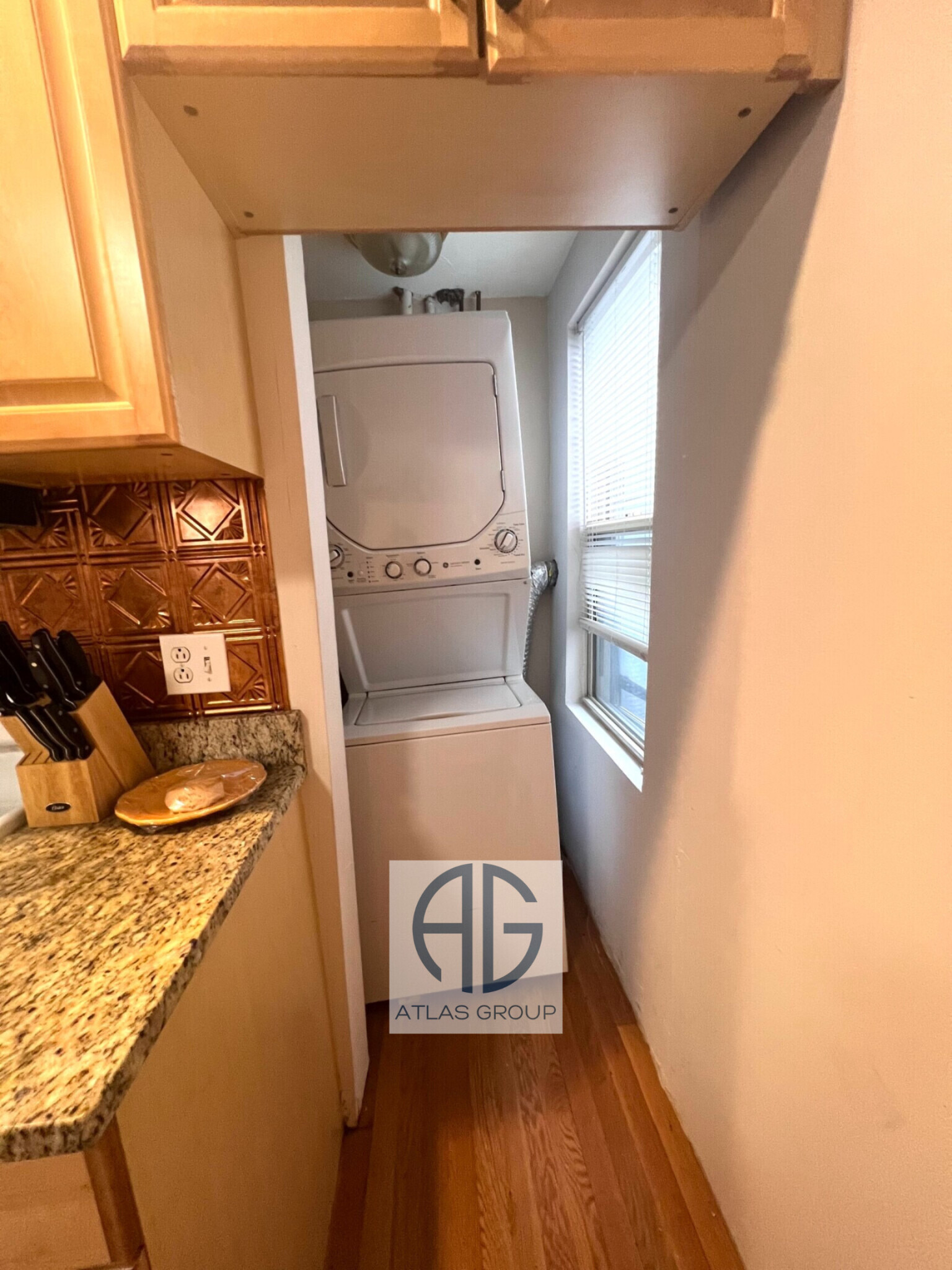 13 Carpenter St, South Boston