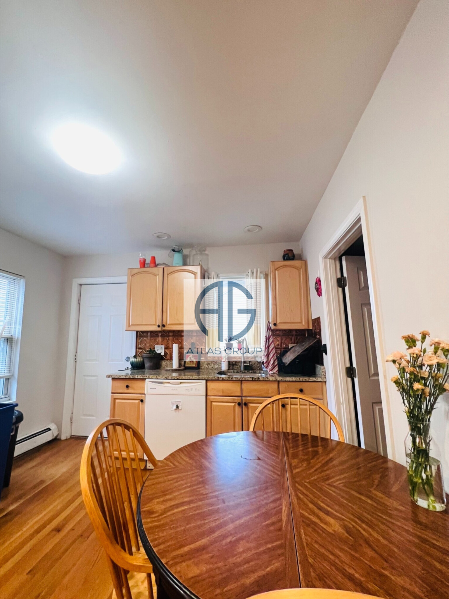 13 Carpenter St, South Boston