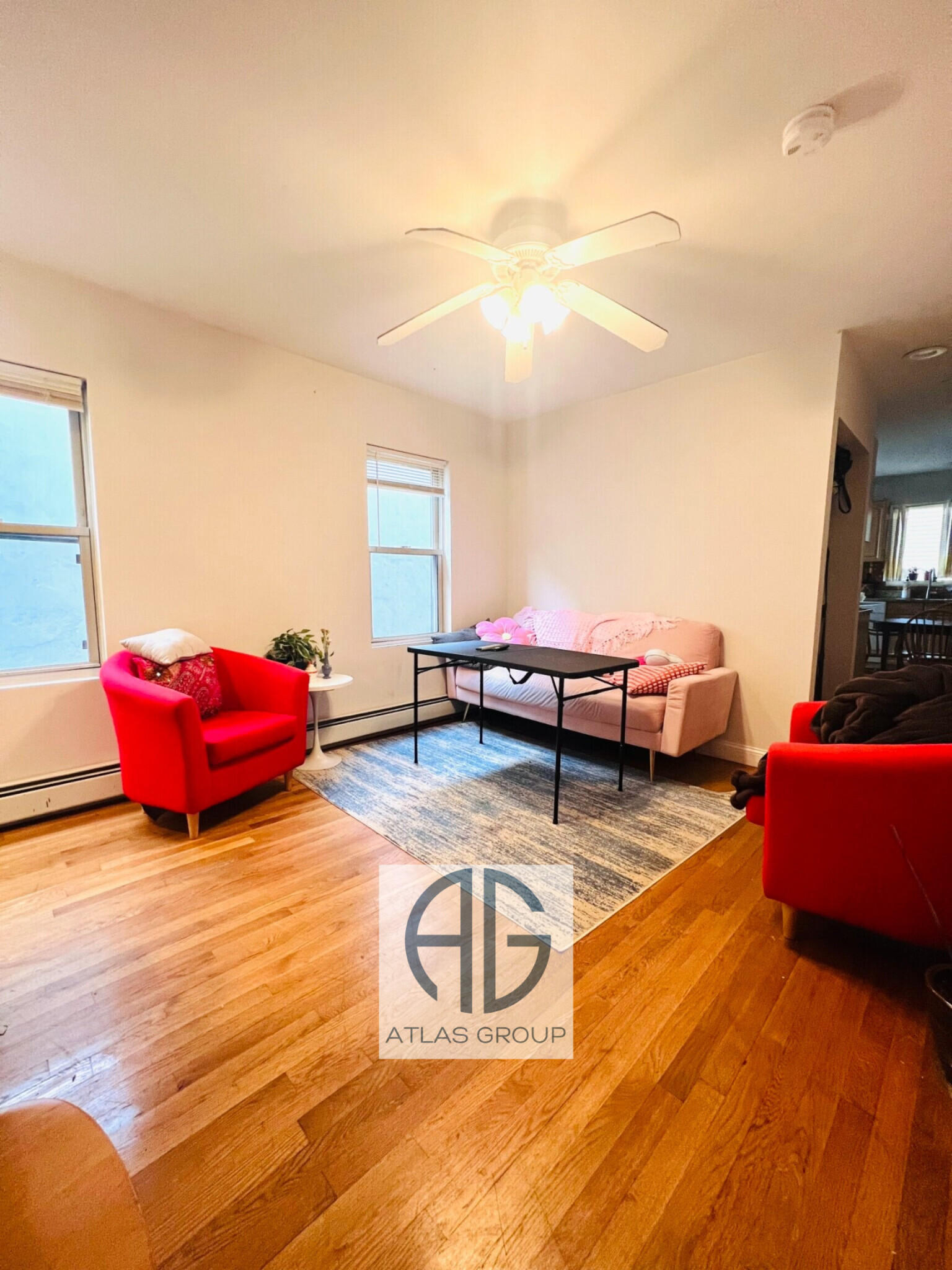 13 Carpenter St, South Boston