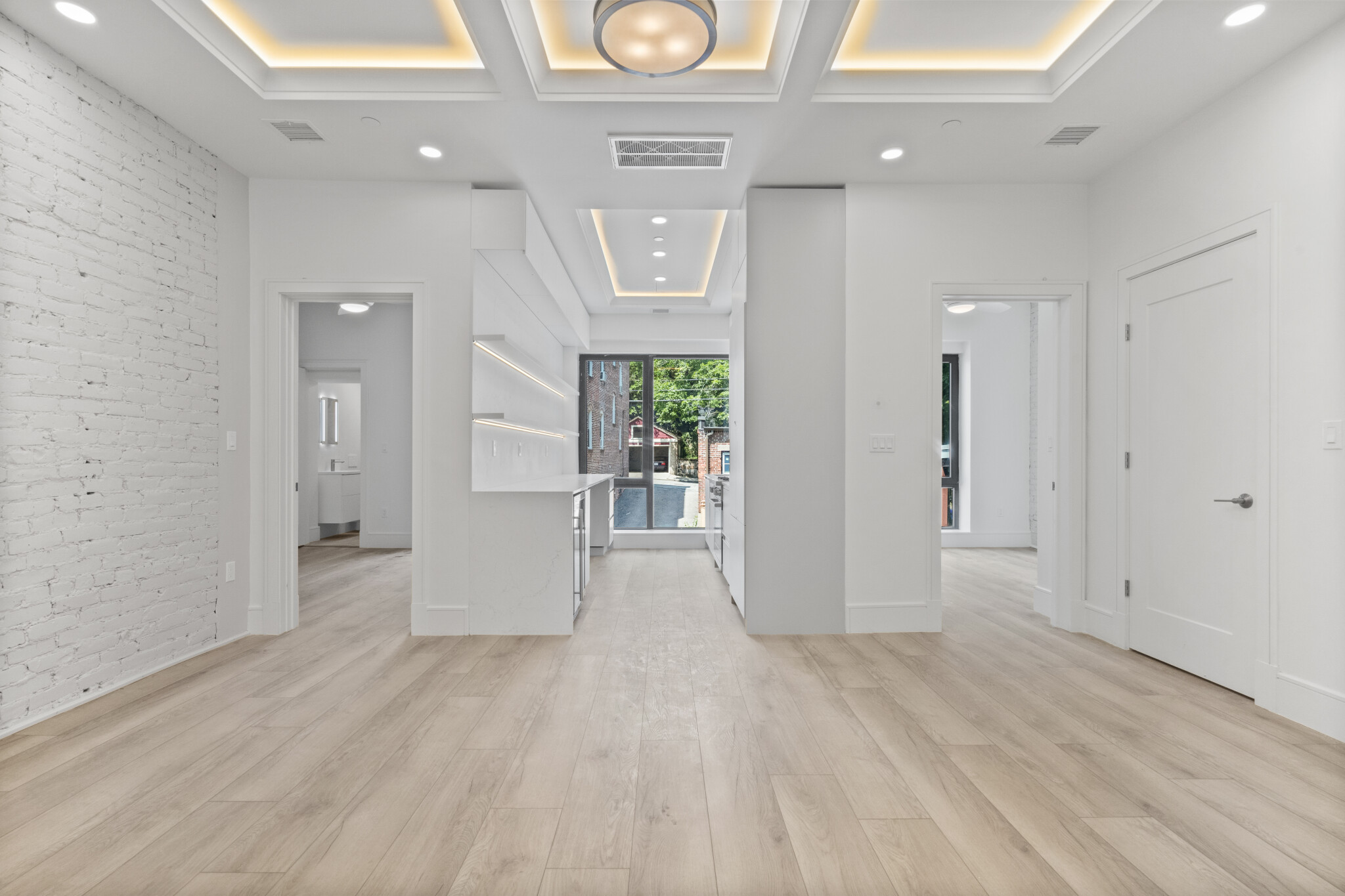 1580 Beacon St, Brighton