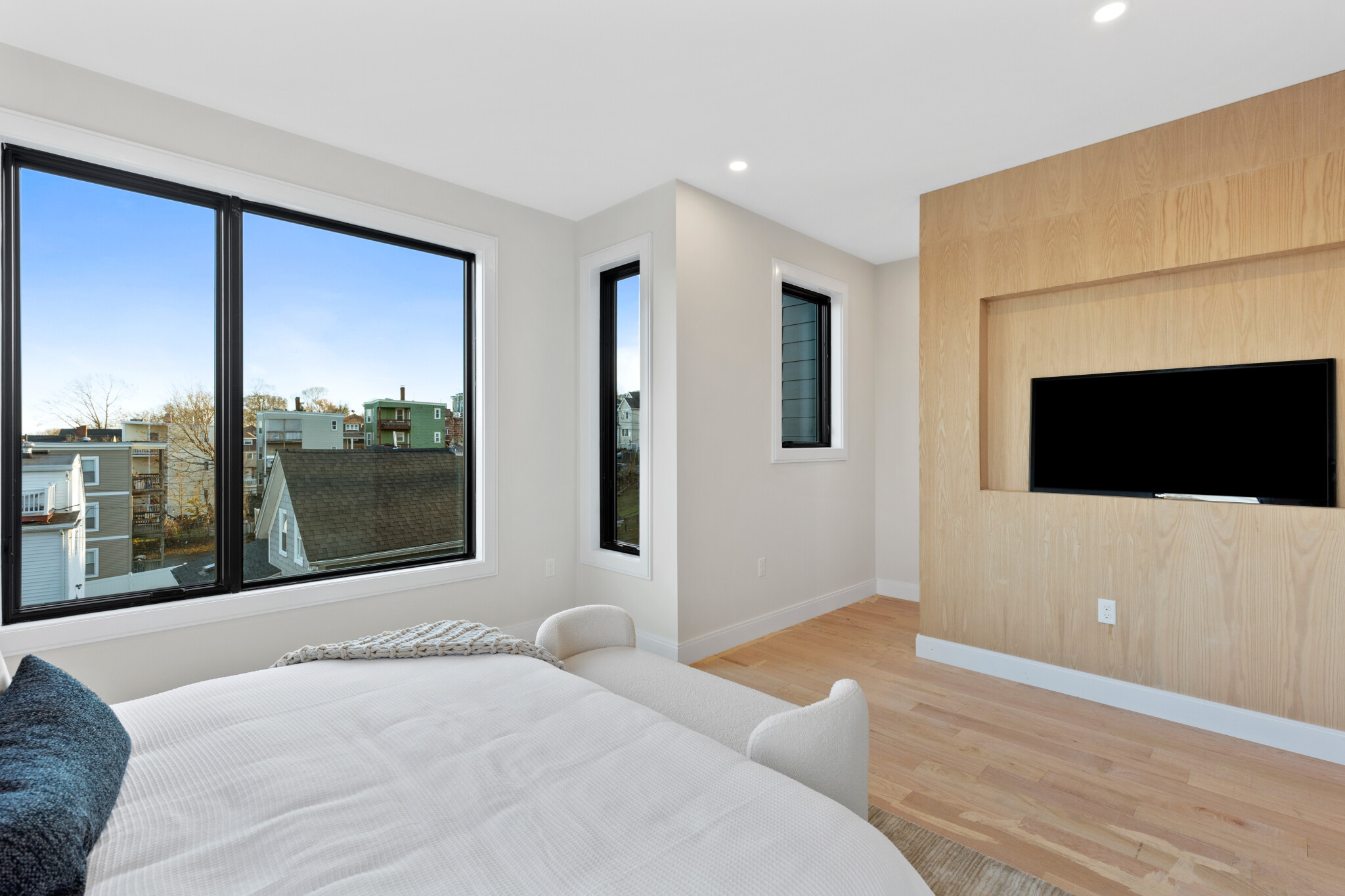 1 Wilcutt Rd, Dorchester