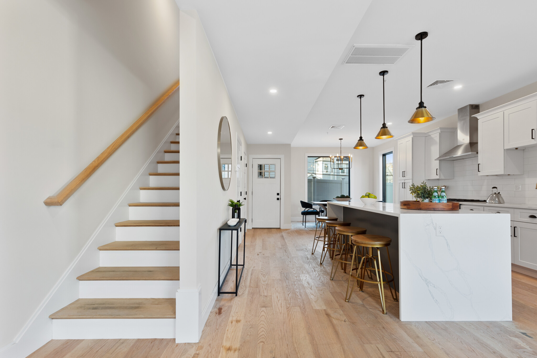 1 Wilcutt Rd, Dorchester