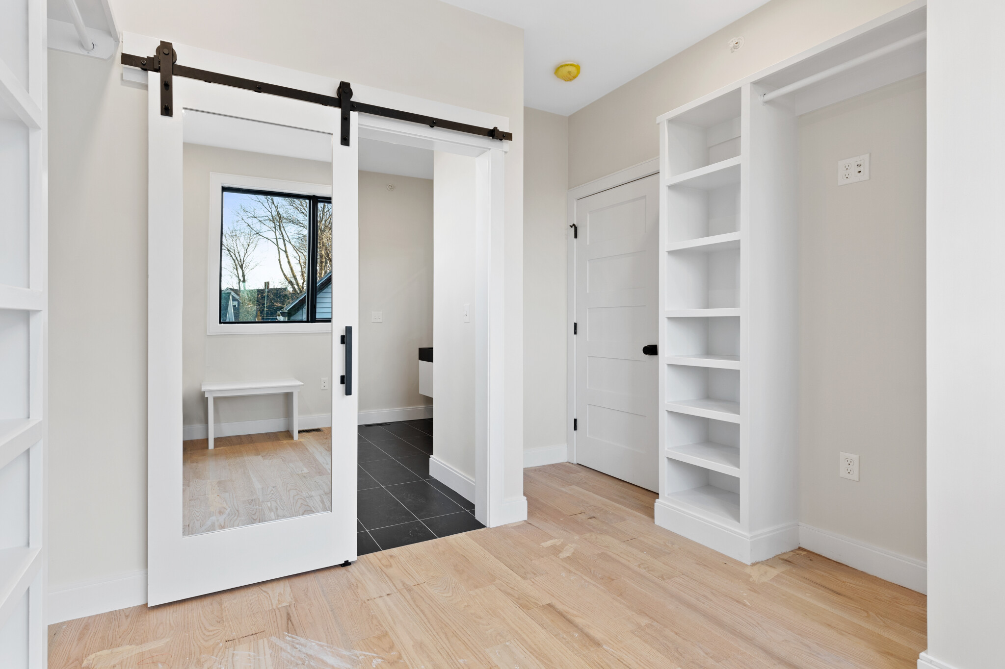 1 Wilcutt Rd, Dorchester