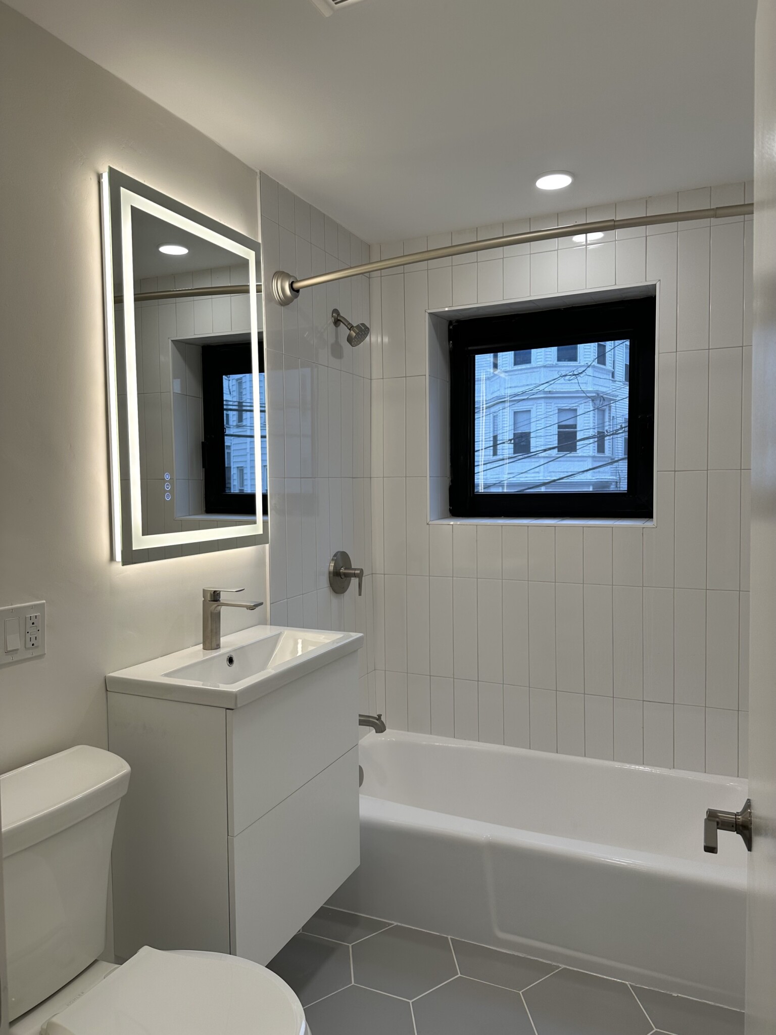 11 Parker Hill Ave, Mission Hill