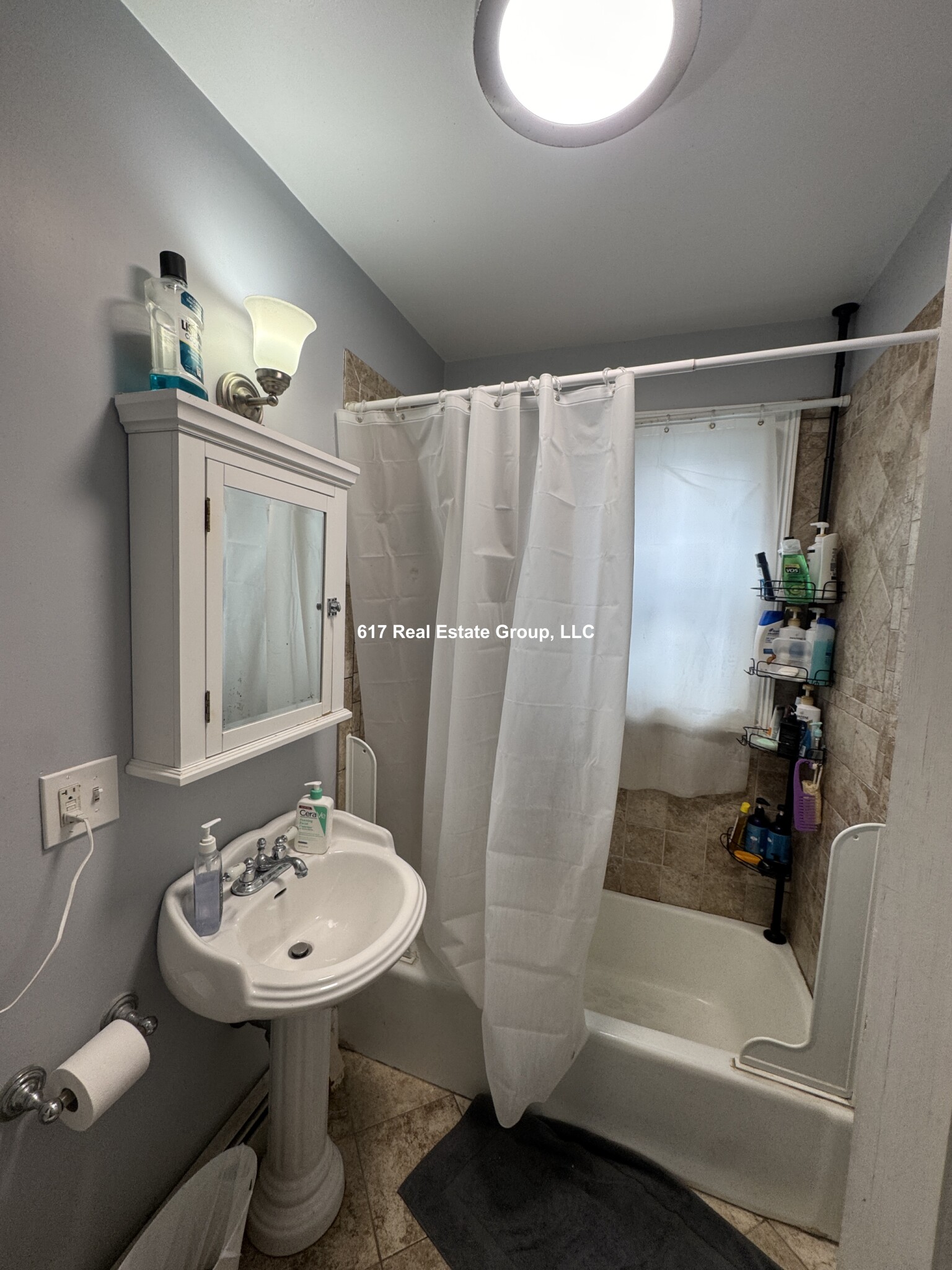 https://ygl-photos.s3.us-west-004.backblazeb2.com/13315W6810fda5ed70b.jpg