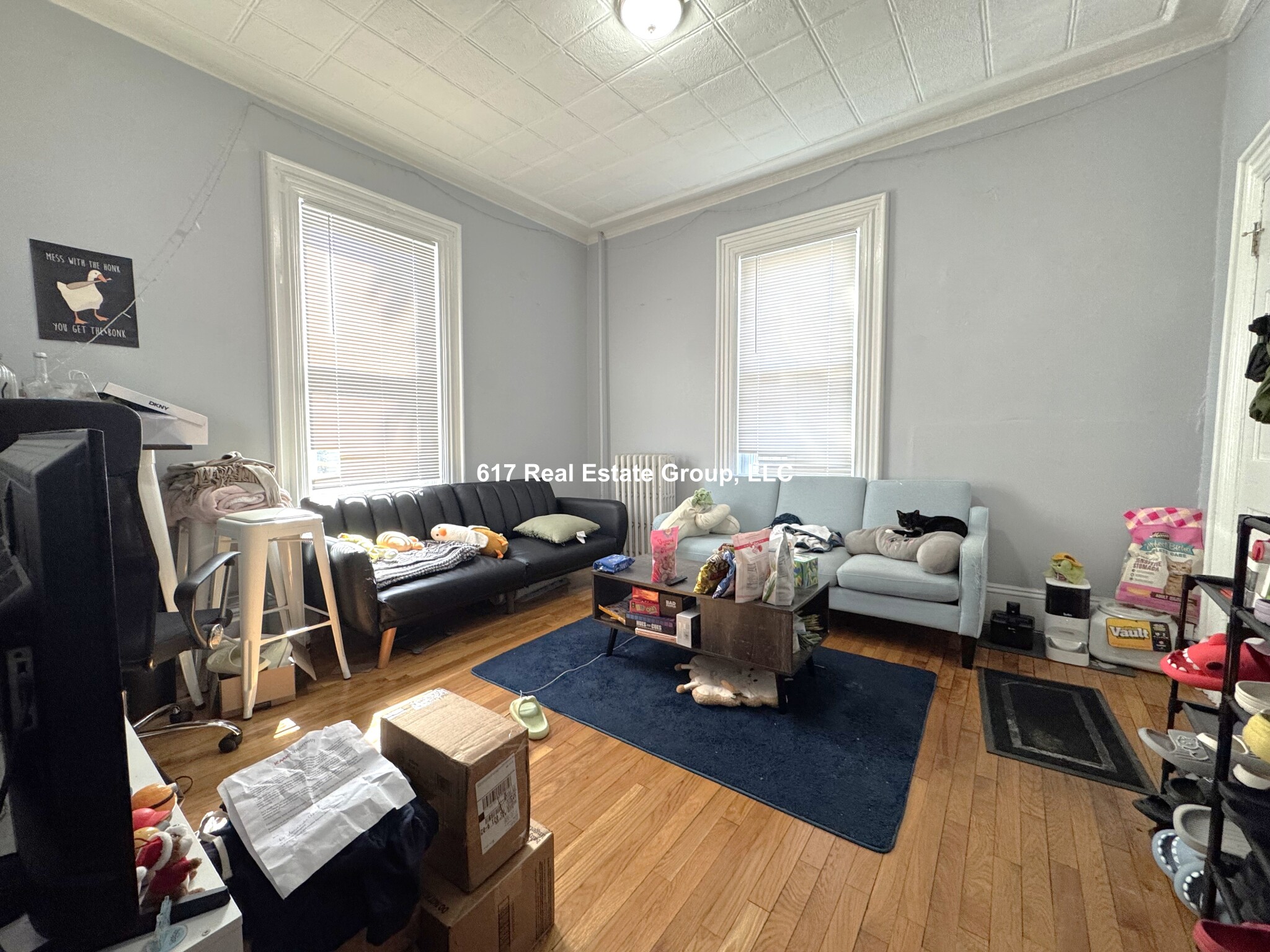 https://ygl-photos.s3.us-west-004.backblazeb2.com/13315W6813b48396ec6.jpg
