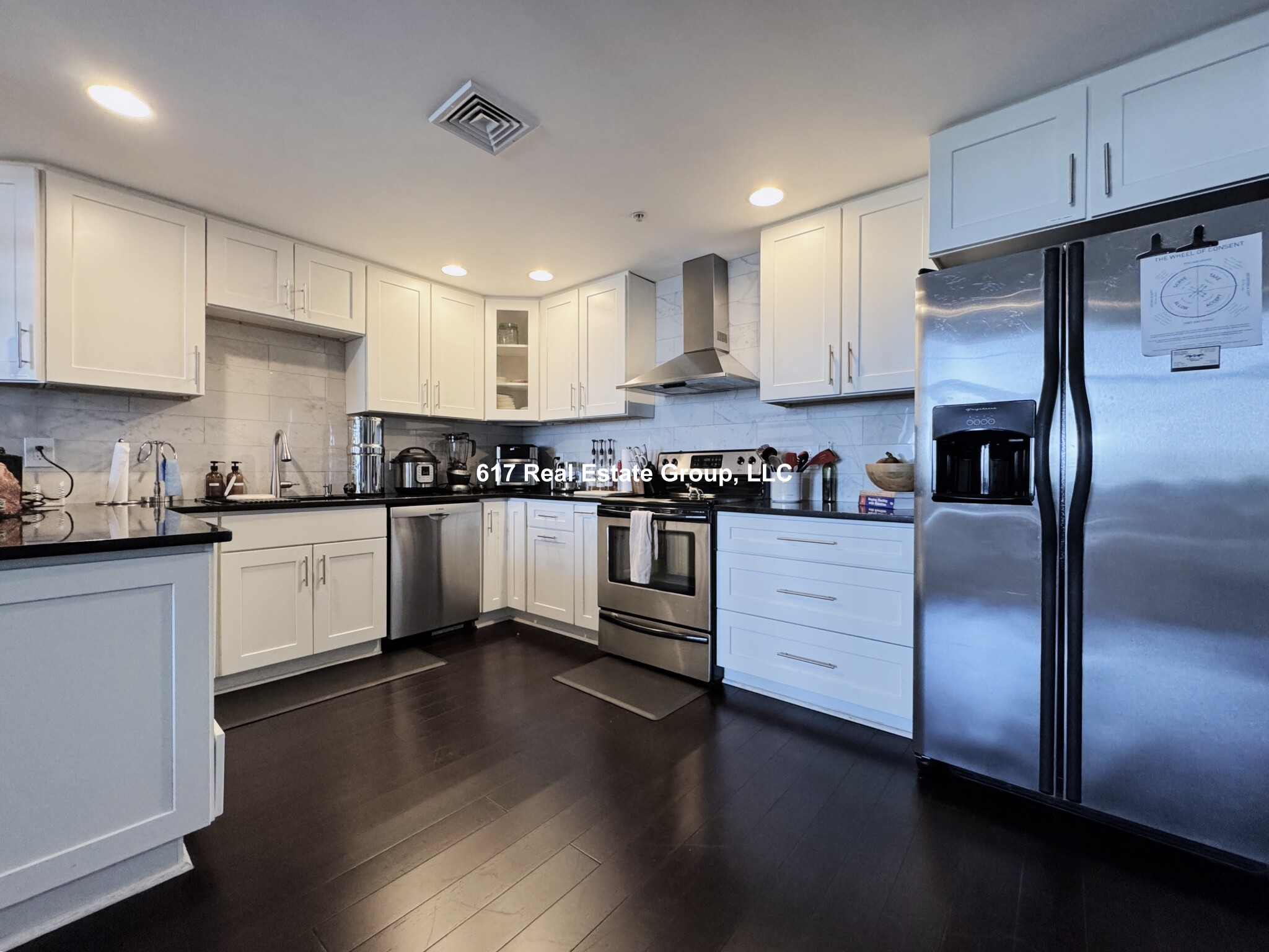 Photos of apartment on Broadway,Chelsea MA 02150