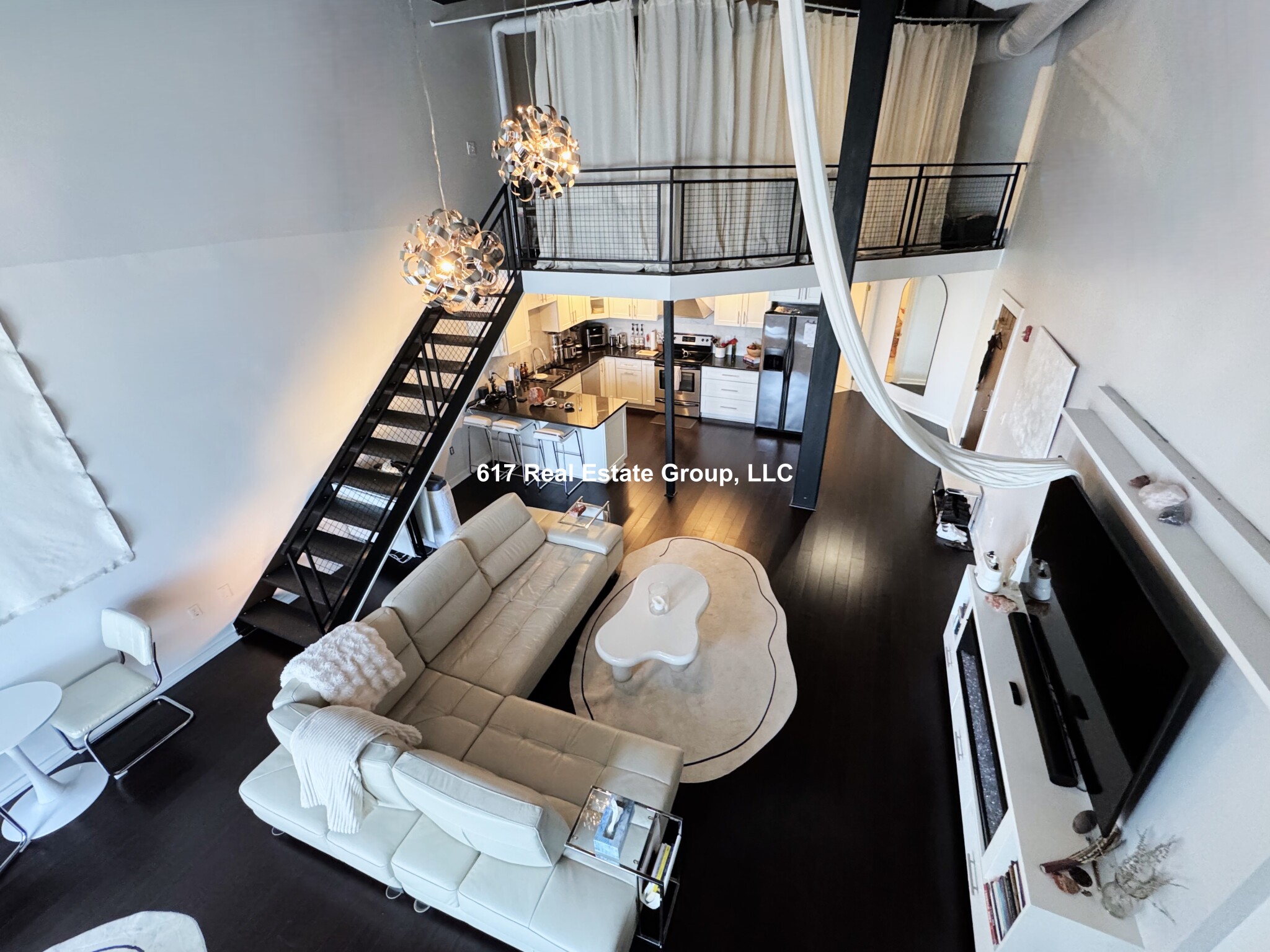 Photos of apartment on Broadway,Chelsea MA 02150