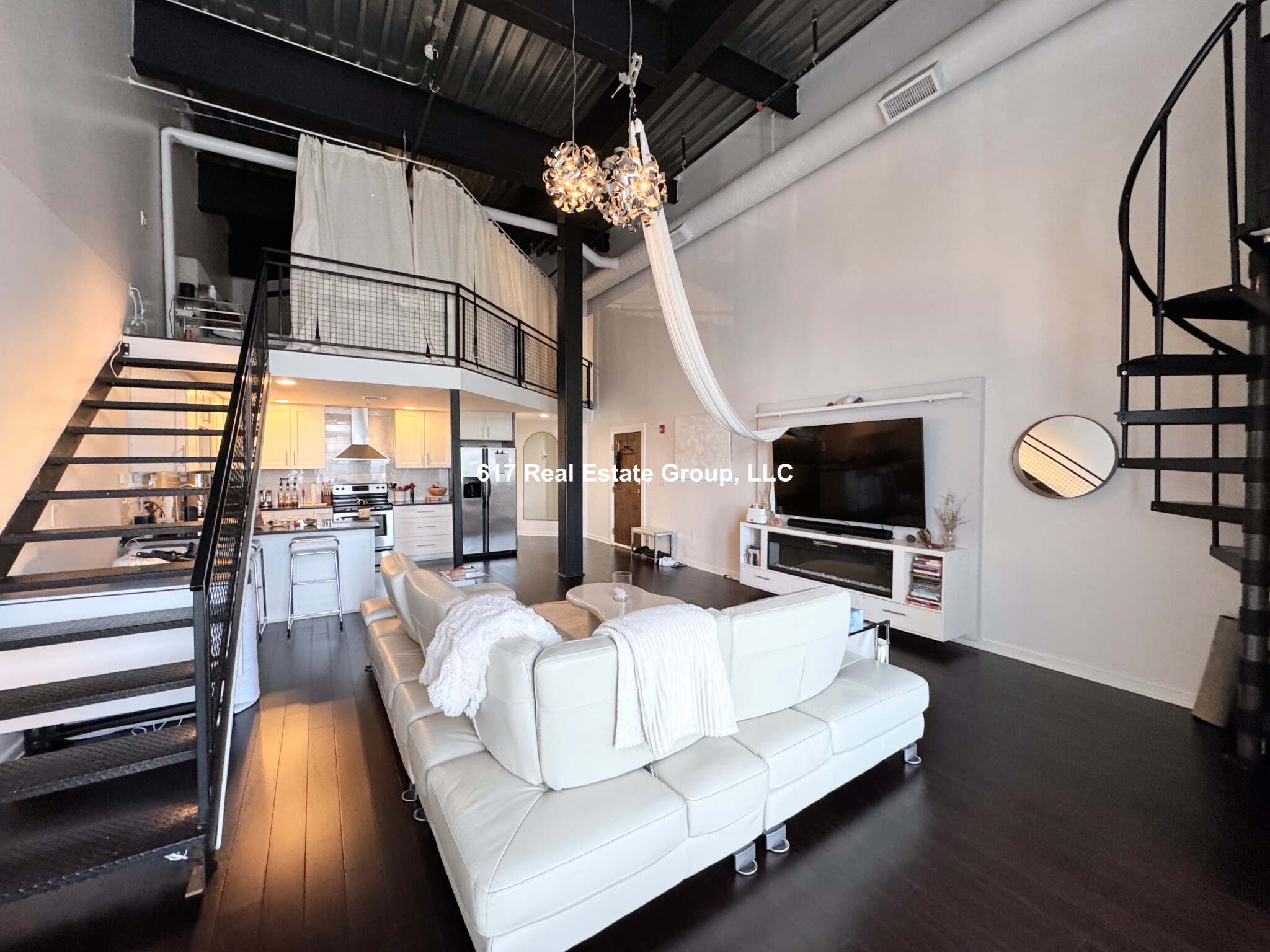 Photos of apartment on Broadway,Chelsea MA 02150