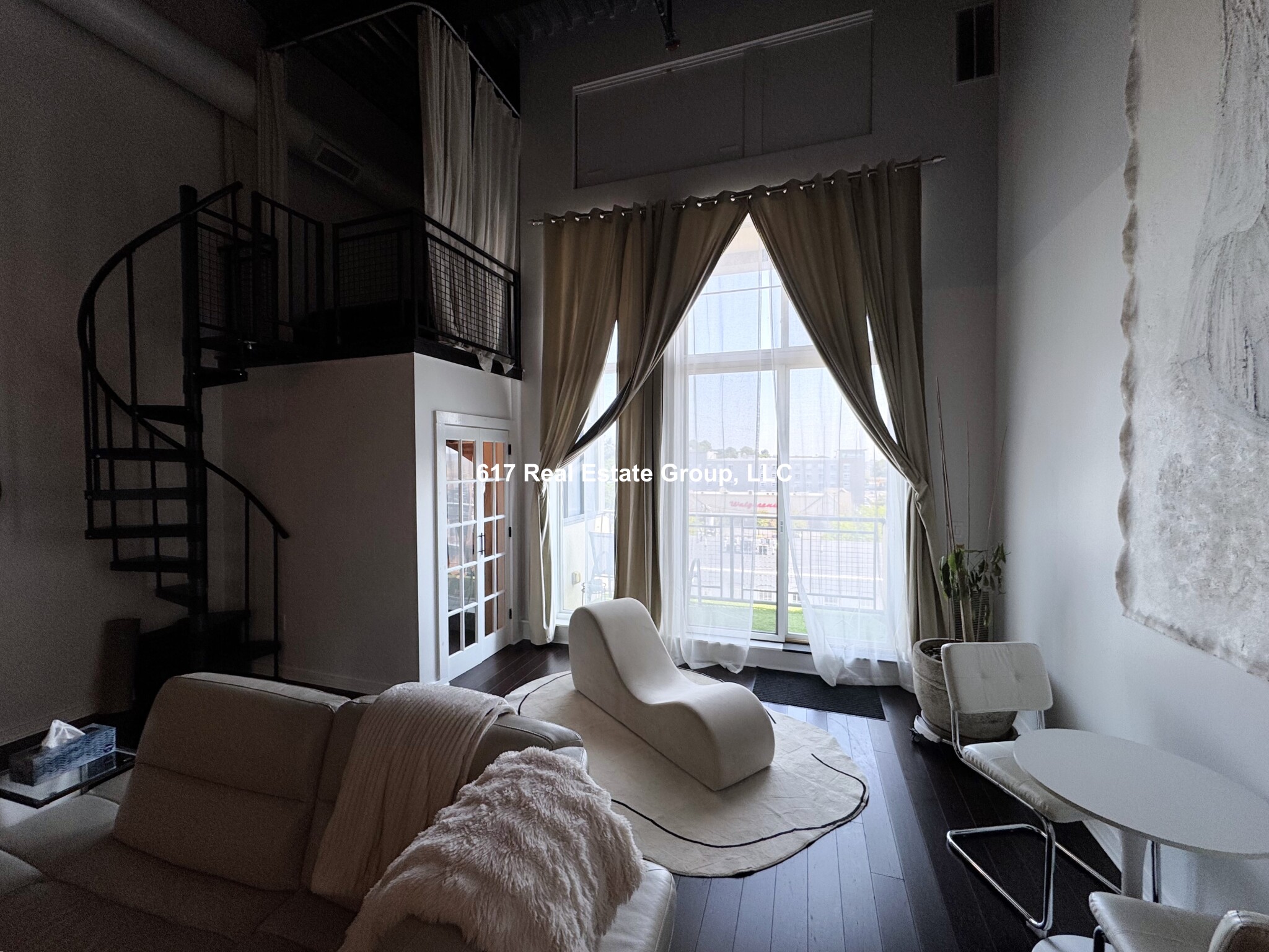 Photos of apartment on Broadway,Chelsea MA 02150