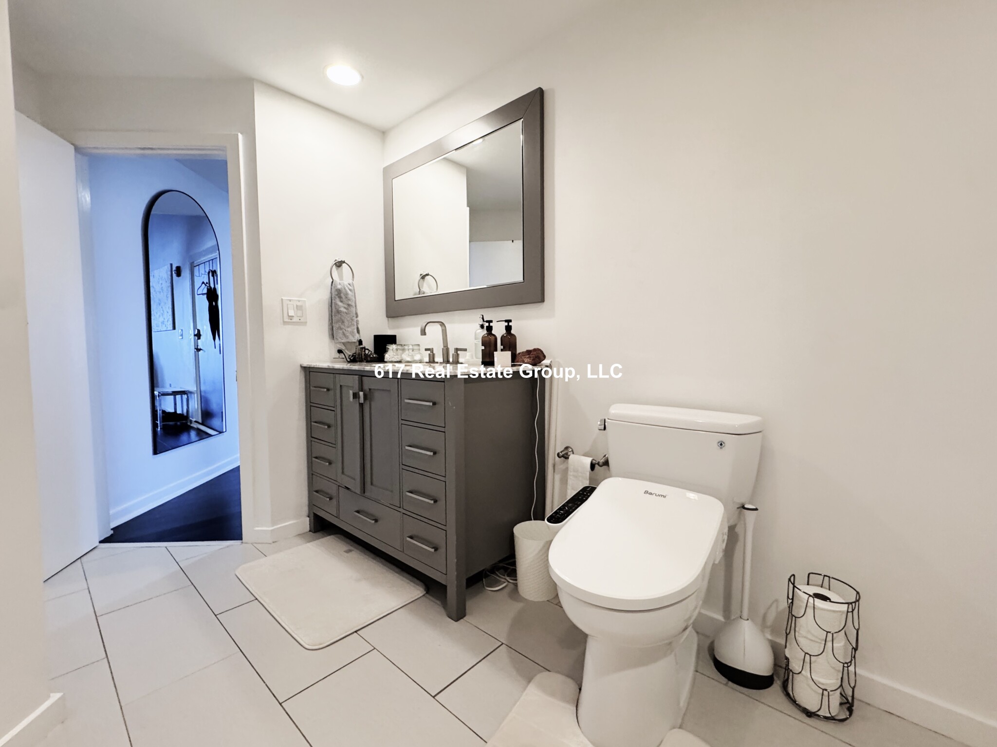 Photos of apartment on Broadway,Chelsea MA 02150