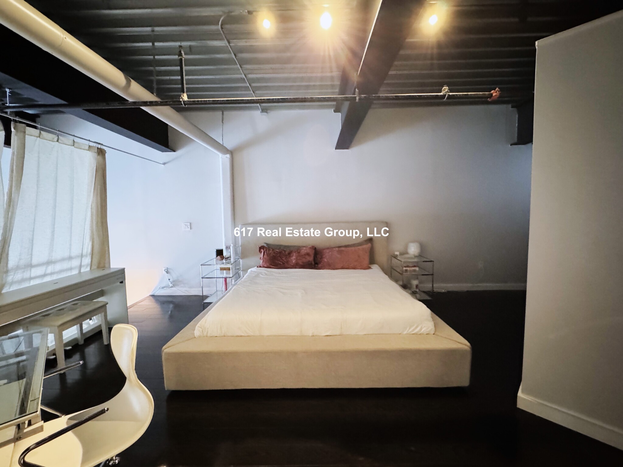 Photos of apartment on Broadway,Chelsea MA 02150