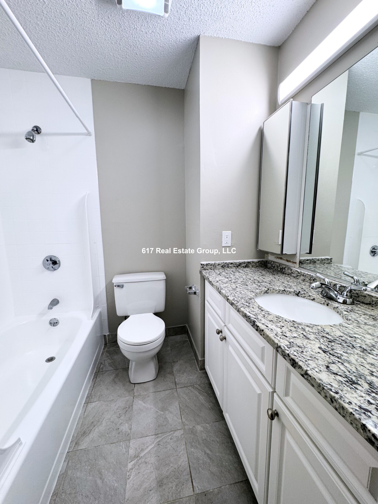 154 North Beacon St. - 2,950USD / month