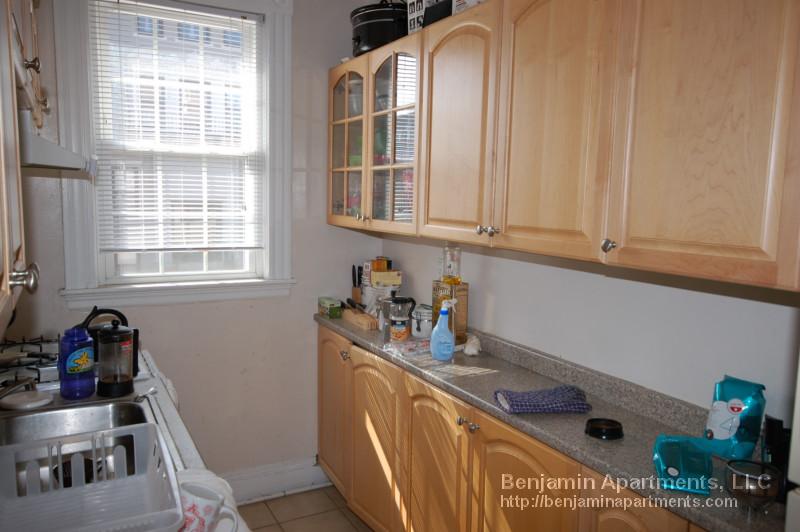 15 Glenville Ave, Allston