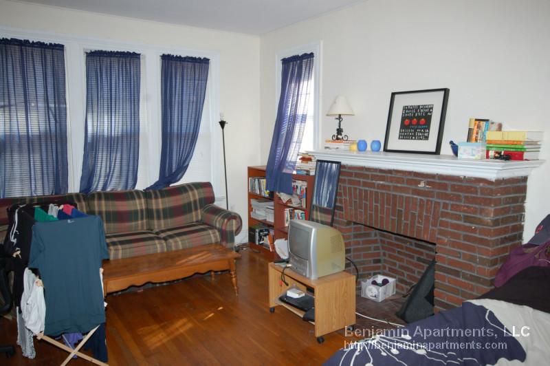 15 Glenville Ave, Allston