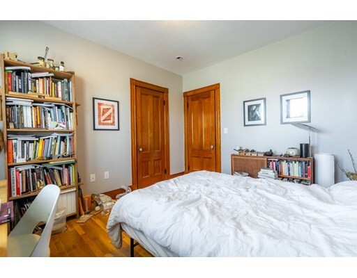 31 Tremont St, Central Square