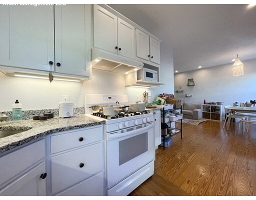 88 Hancock St, Central Square