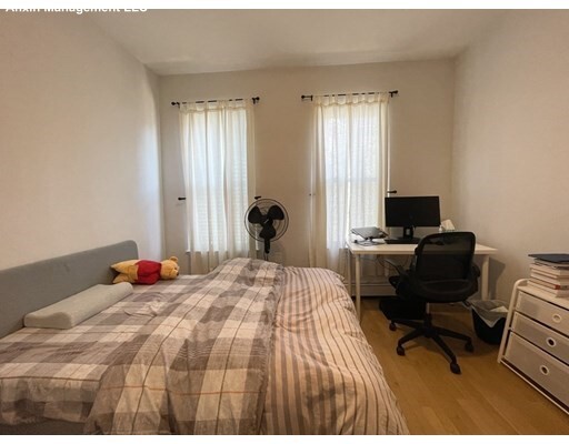 88 Hancock St, Central Square