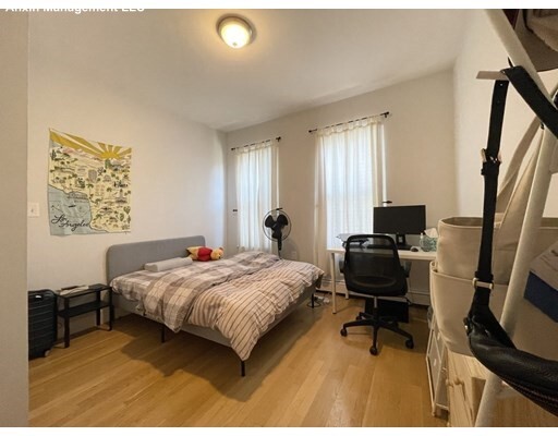 88 Hancock St, Central Square