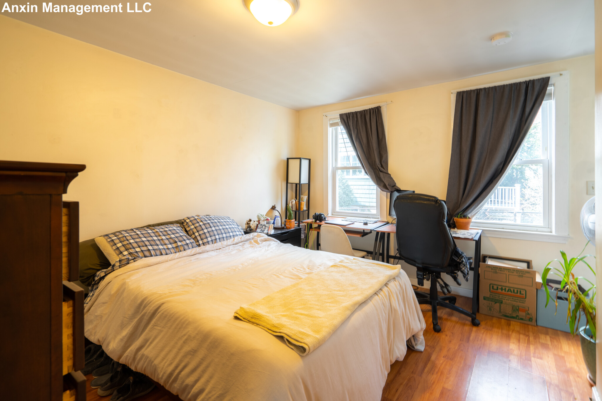 21 Kenwood St, Cambridgeport