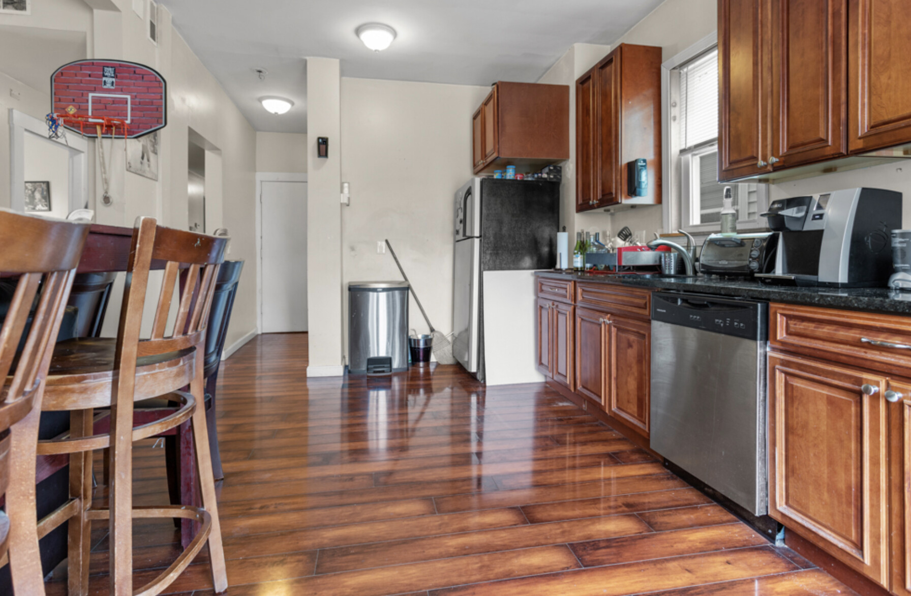 10 Crescent Ave, Dorchester