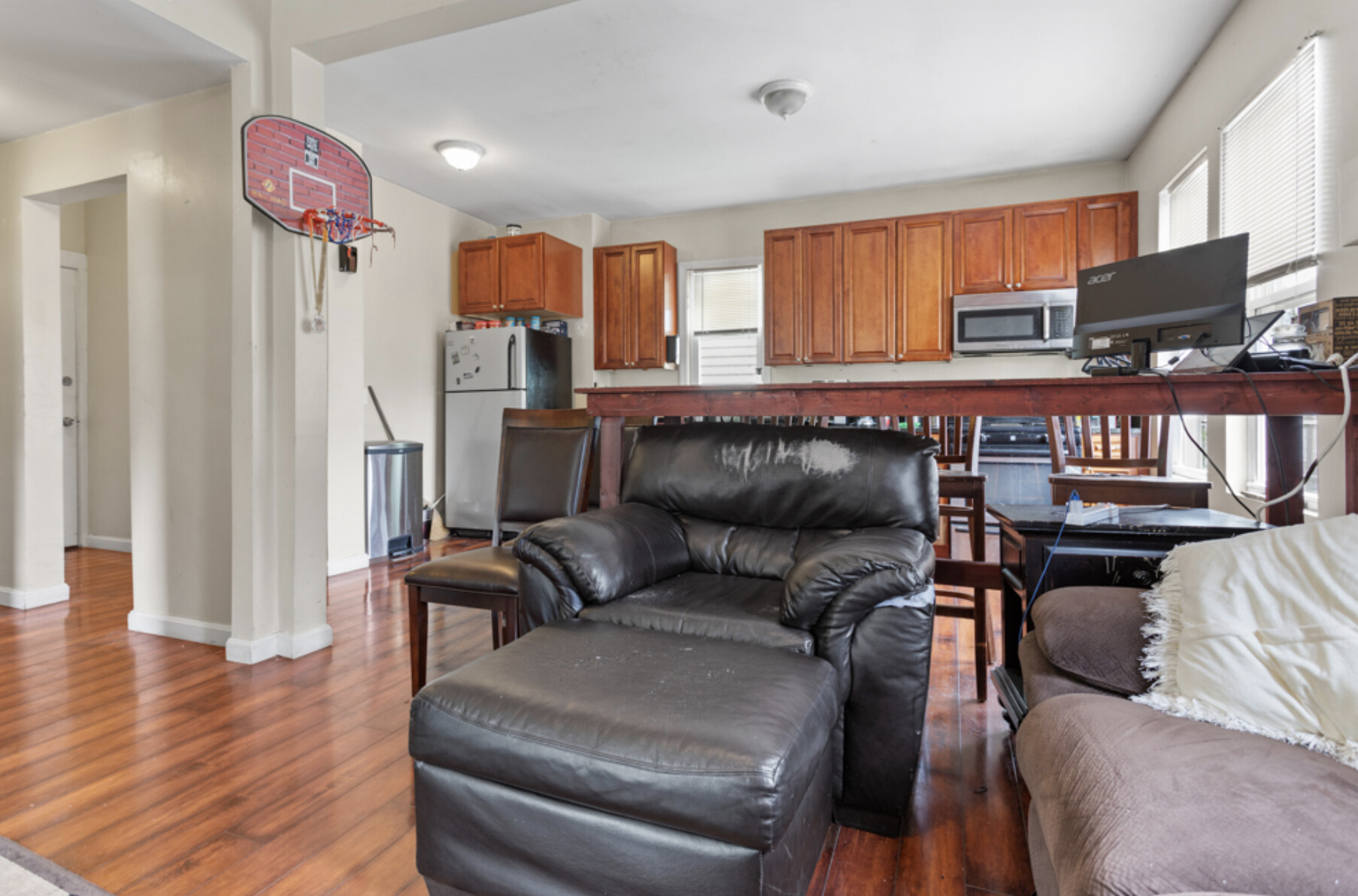 10 Crescent Ave, Dorchester