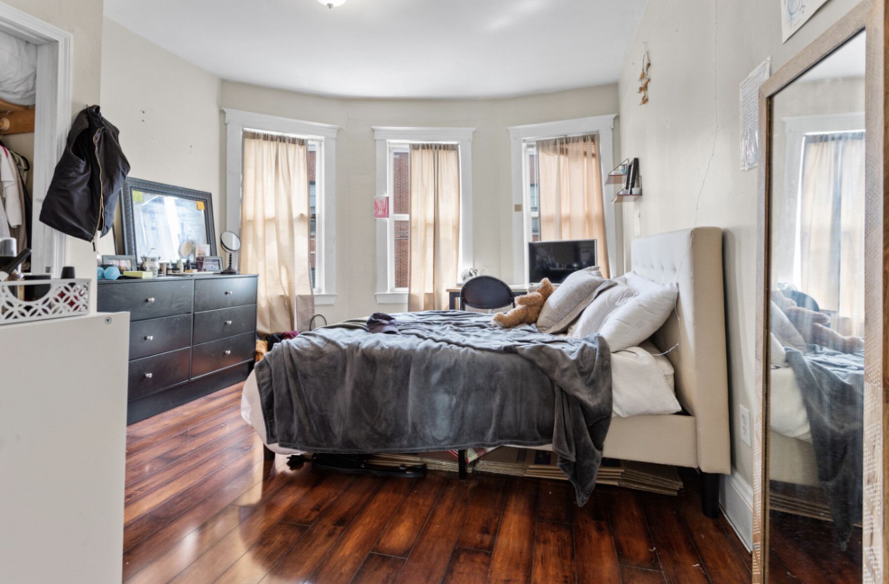 10 Crescent Ave, Dorchester