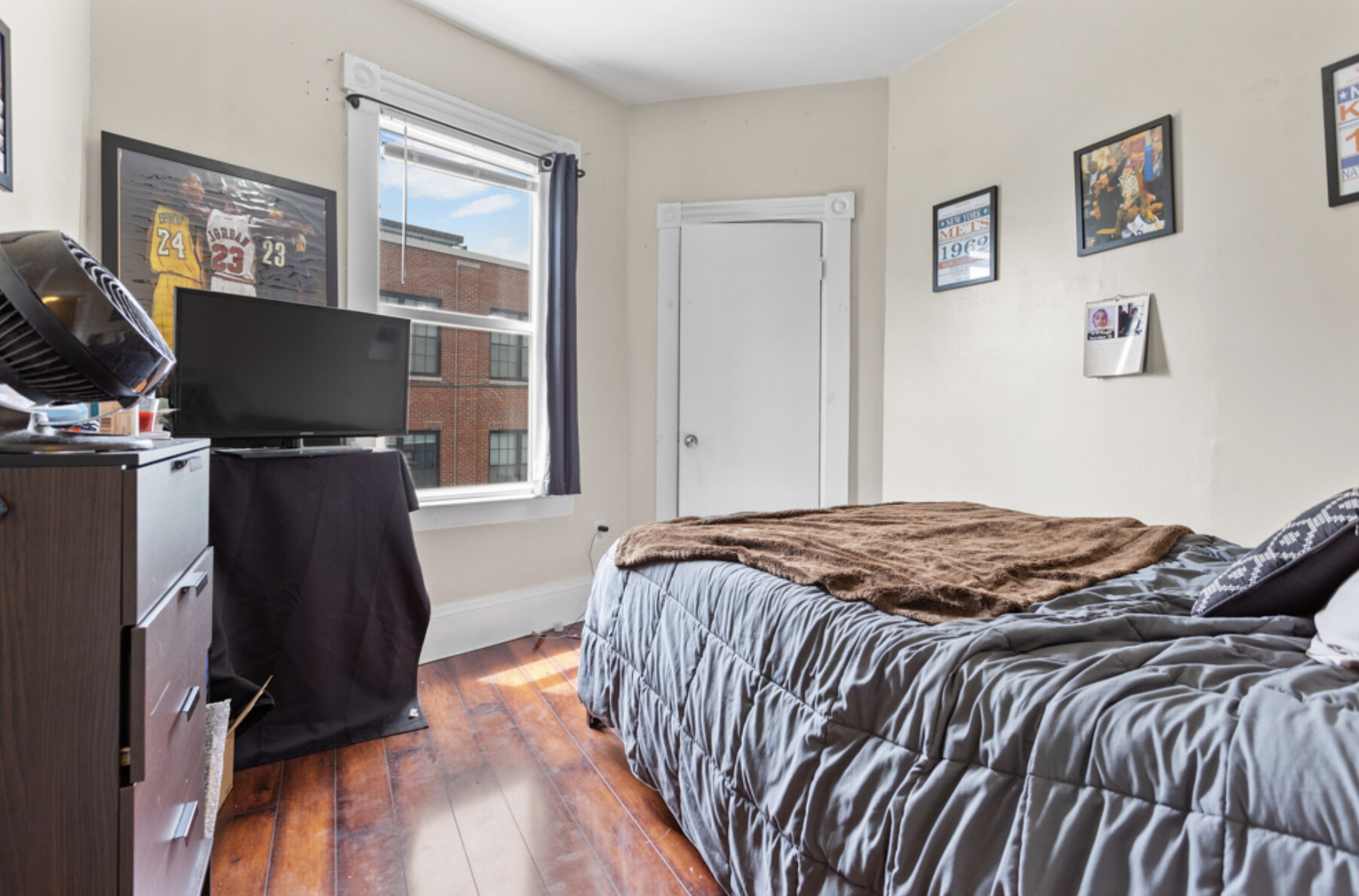 10 Crescent Ave, Dorchester