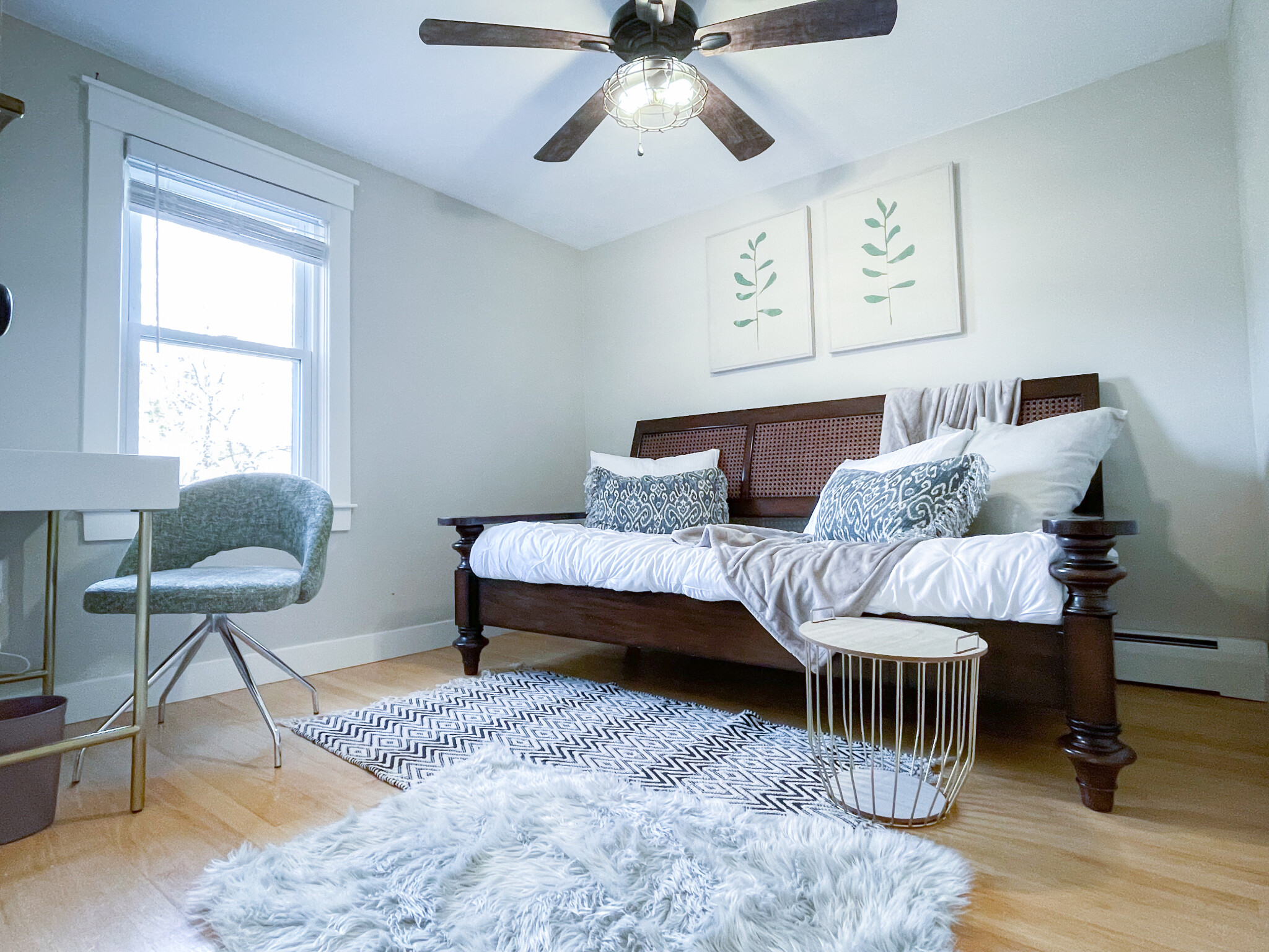 83 Rockridge Rd, Waltham