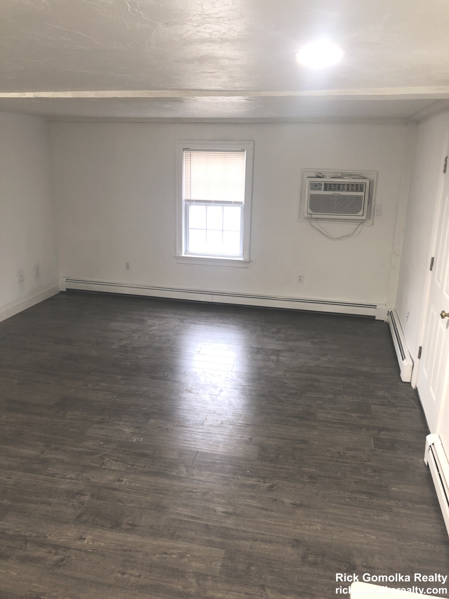 236 Neponset St, Canton