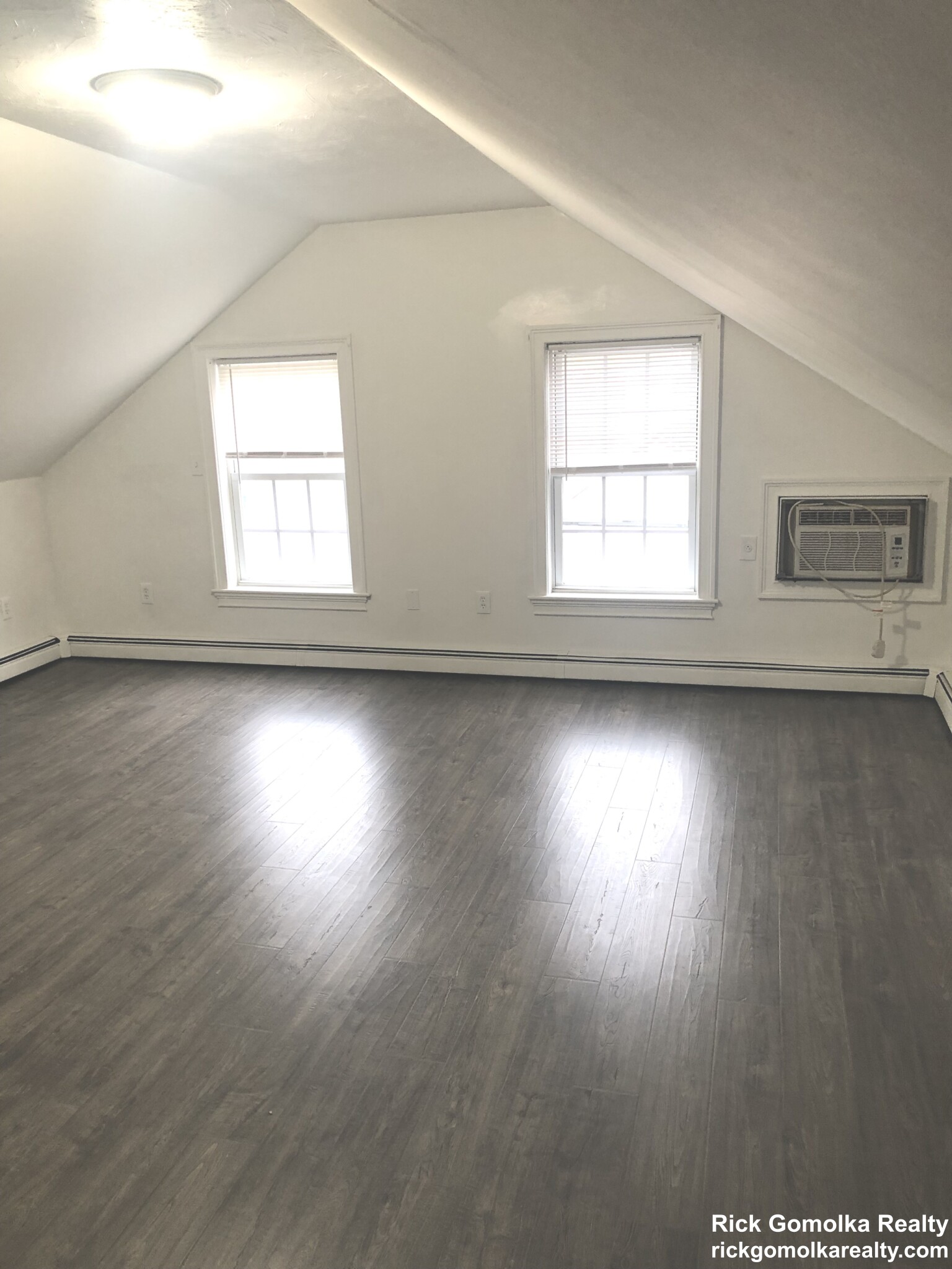 236 Neponset St, Canton