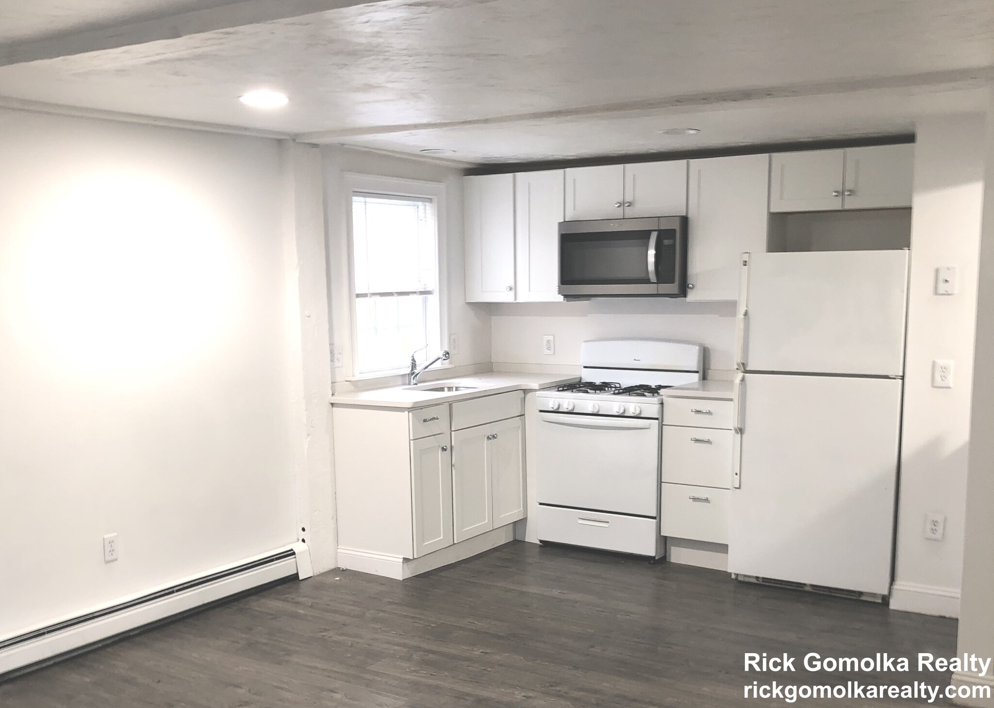 236 Neponset St, Canton