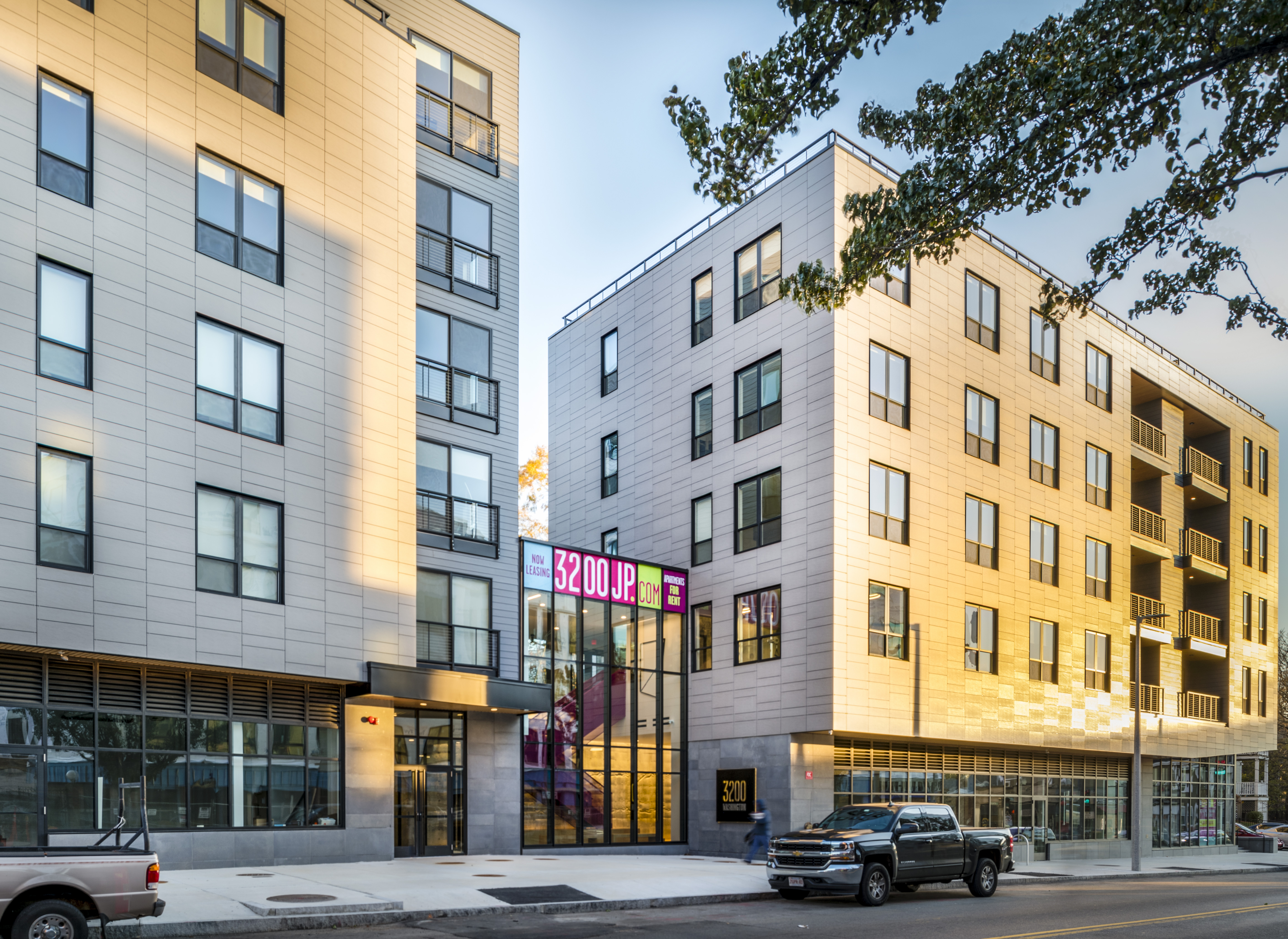 3200 Washington, Jamaica Plain