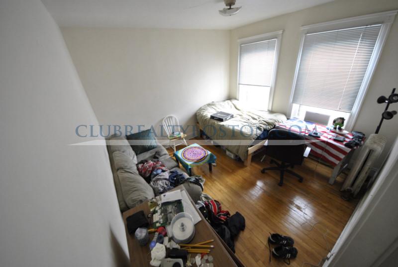 317 Allston St, Brighton