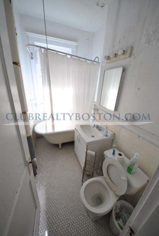 317 Allston St, Brighton