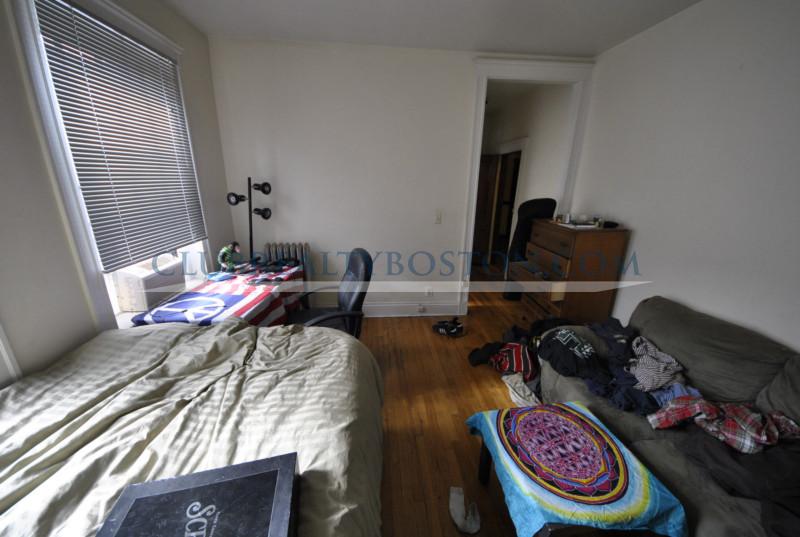 317 Allston St, Brighton