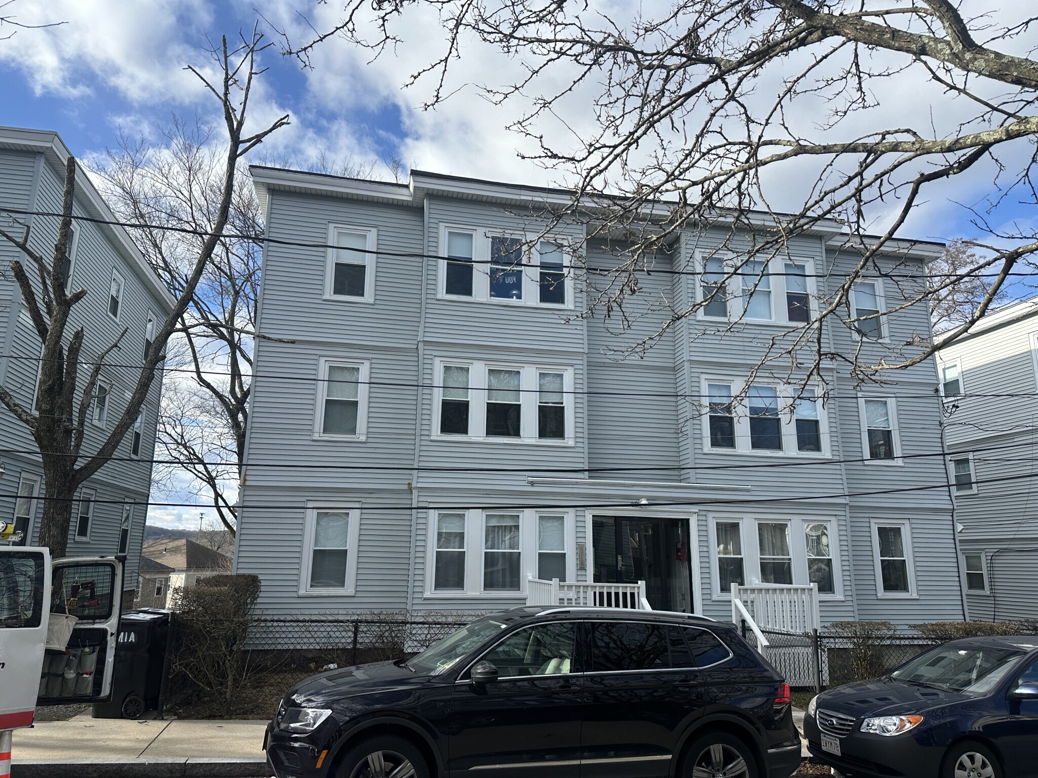 29 Lourdes Ave, Jamaica Plain