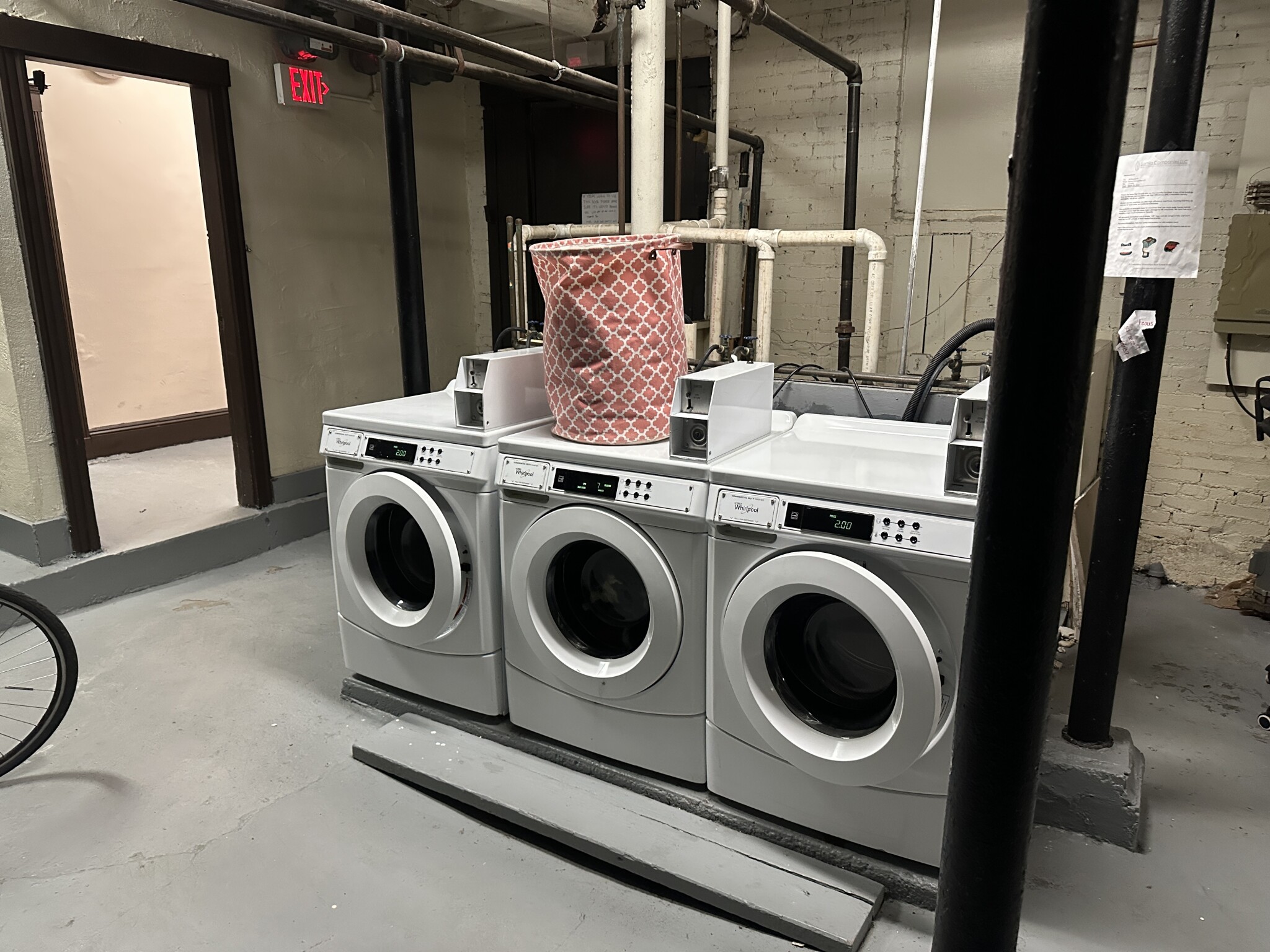 47 Linden St, Allston