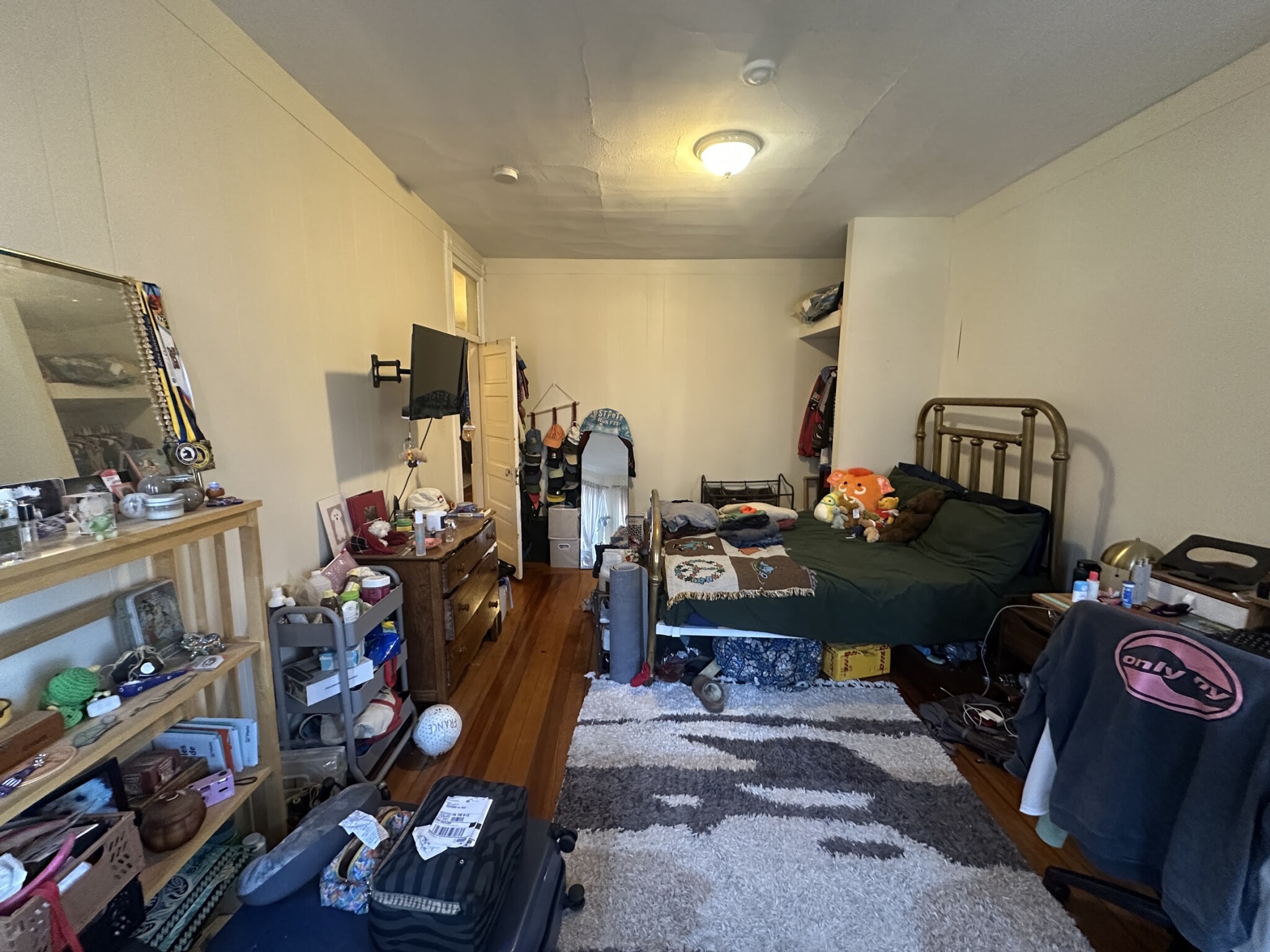 69 South Huntington Ave, Jamaica Plain