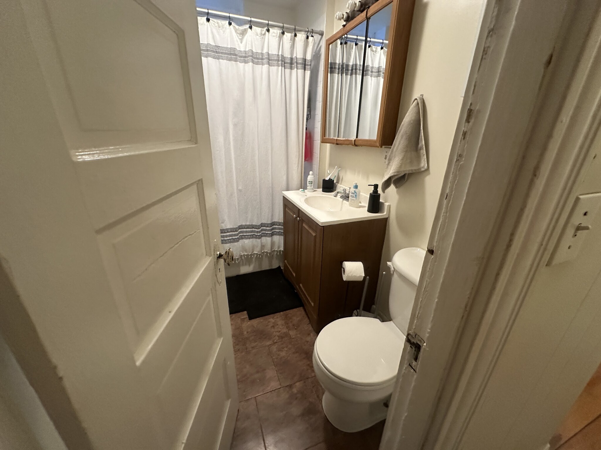 69 South Huntington Ave, Jamaica Plain