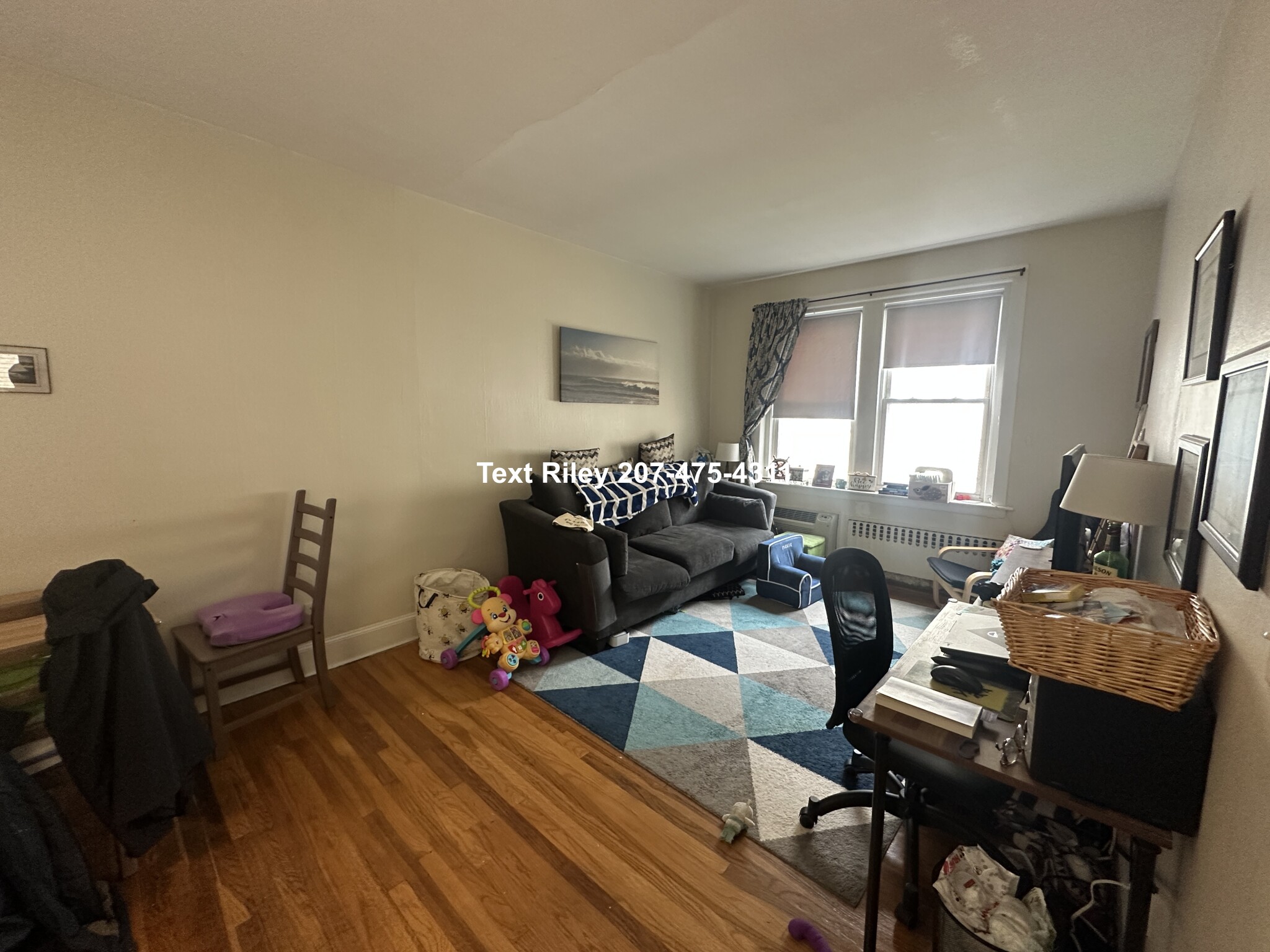 https://ygl-photos.s3.us-west-004.backblazeb2.com/13533W67feec0f9d88f.jpg