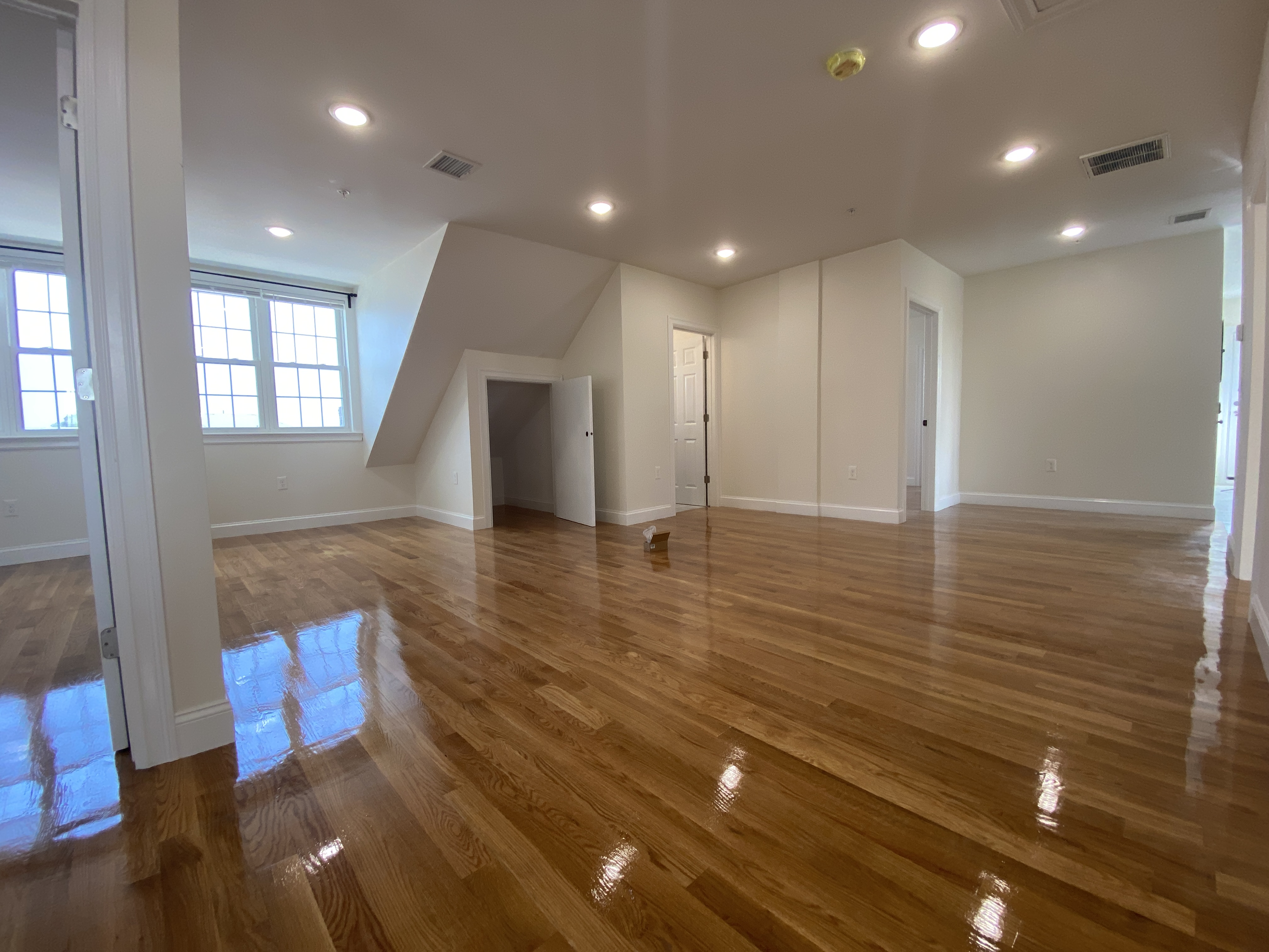 69 Appleton St, Quincy