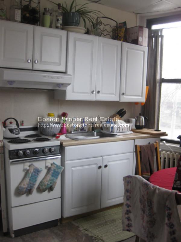 583 Beacon St, Back Bay