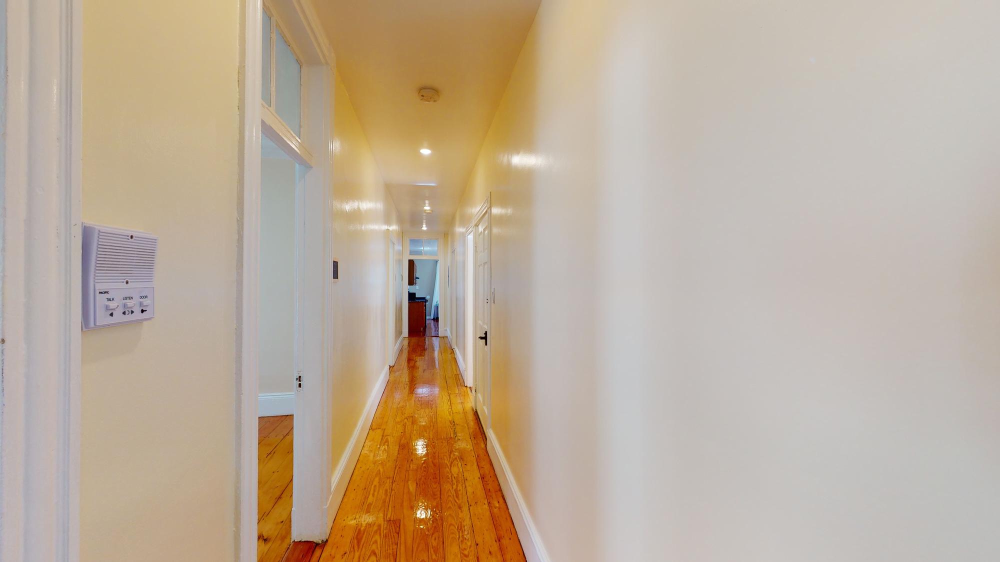 35 Catawba St, Roxbury