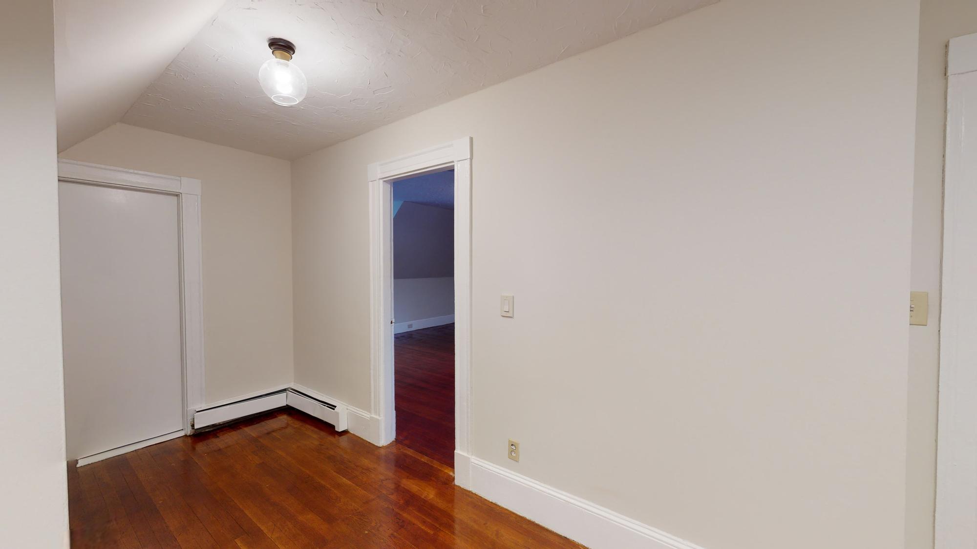 274 Seaver St, Roxbury