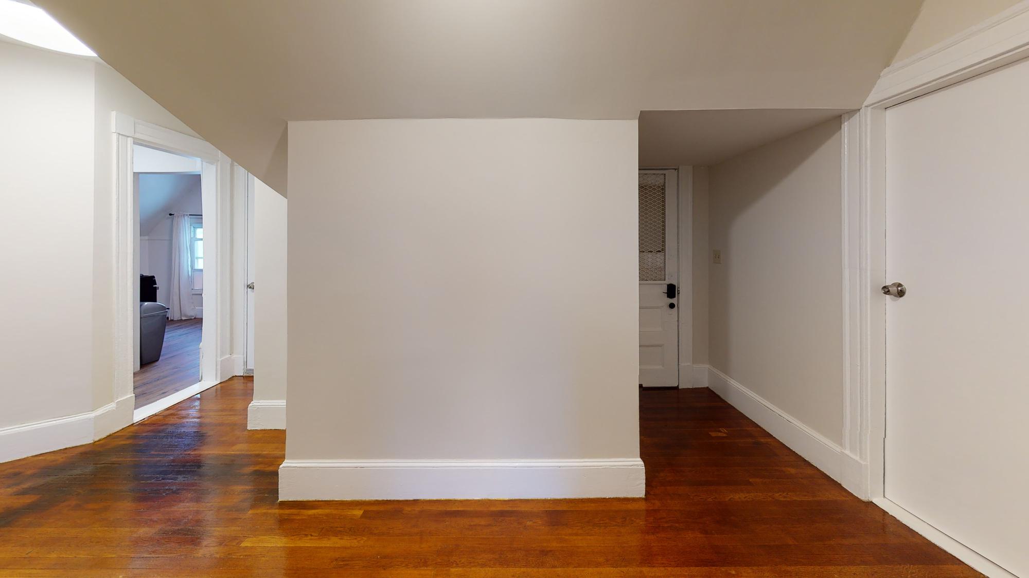 274 Seaver St, Roxbury