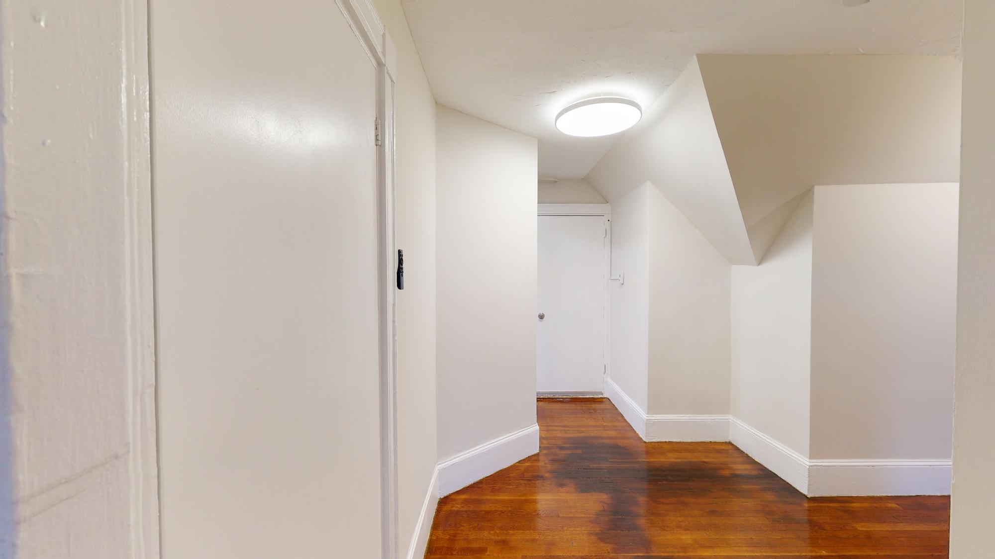 274 Seaver St, Roxbury