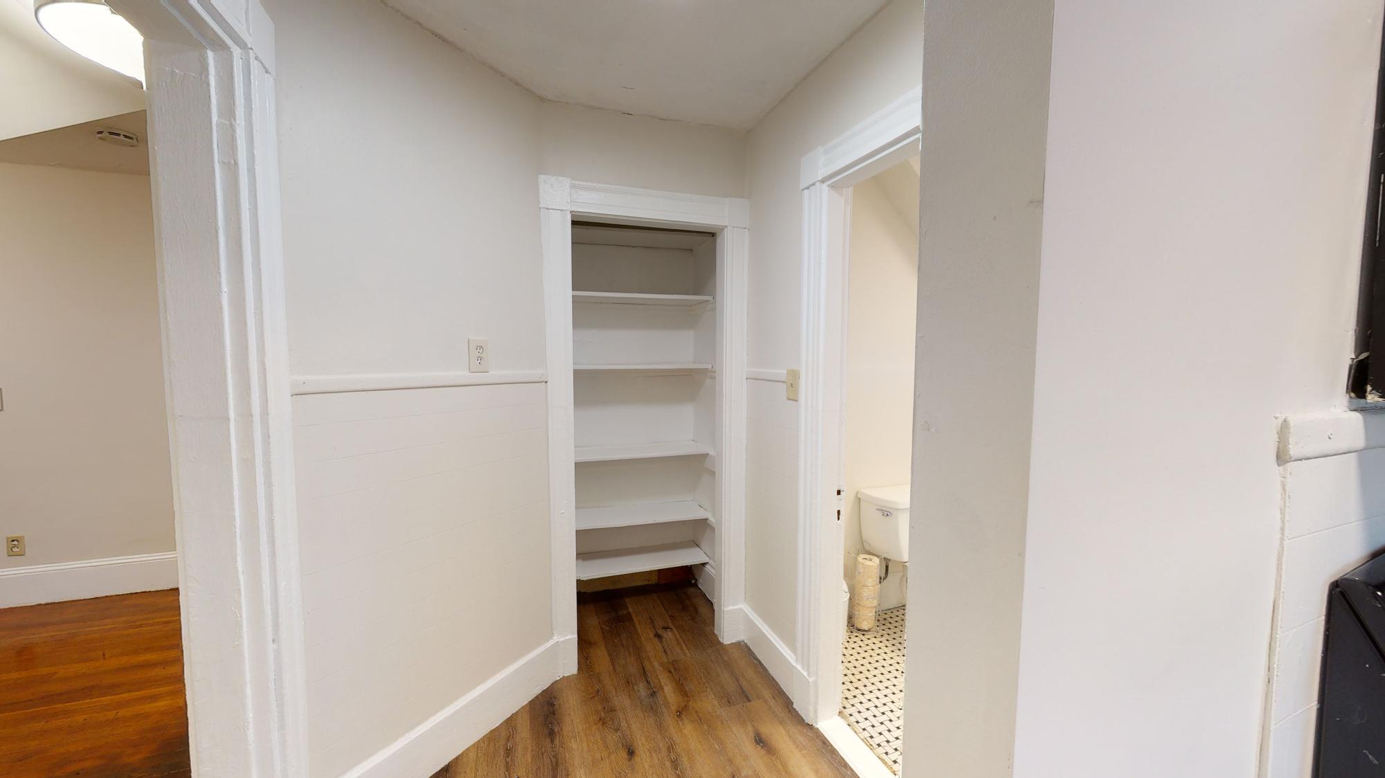 274 Seaver St, Roxbury